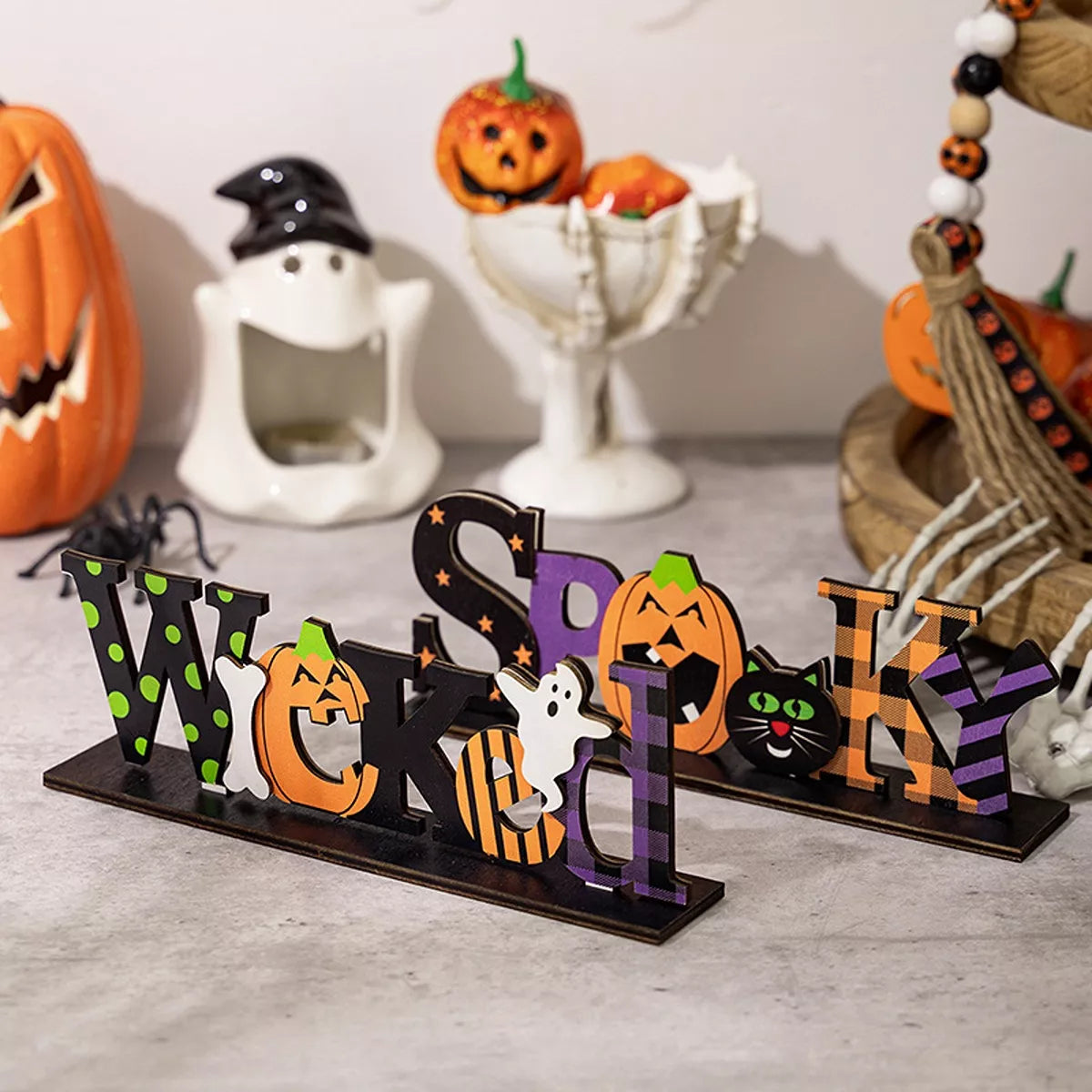 Halloween Decorative Object Set with Wicked and Spooky Wooden Signs - Lilixa.store