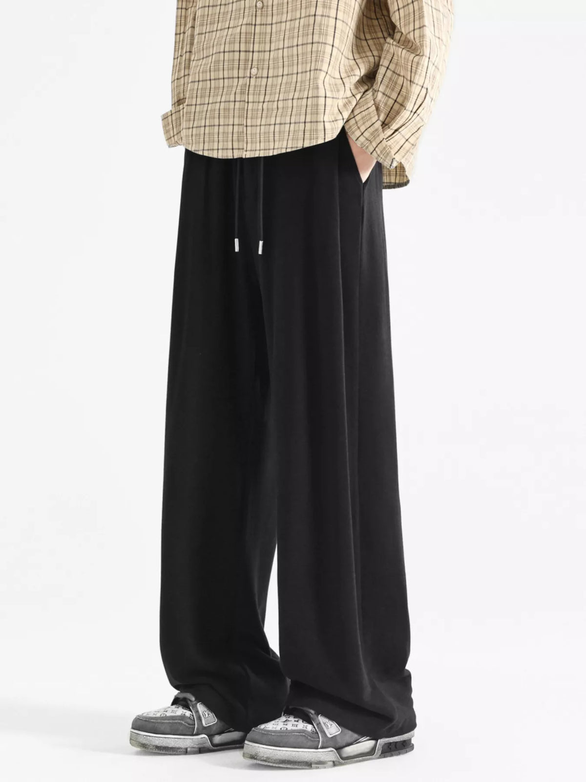 Men's Plus Size Relaxed Fit Drawstring Pants in Black