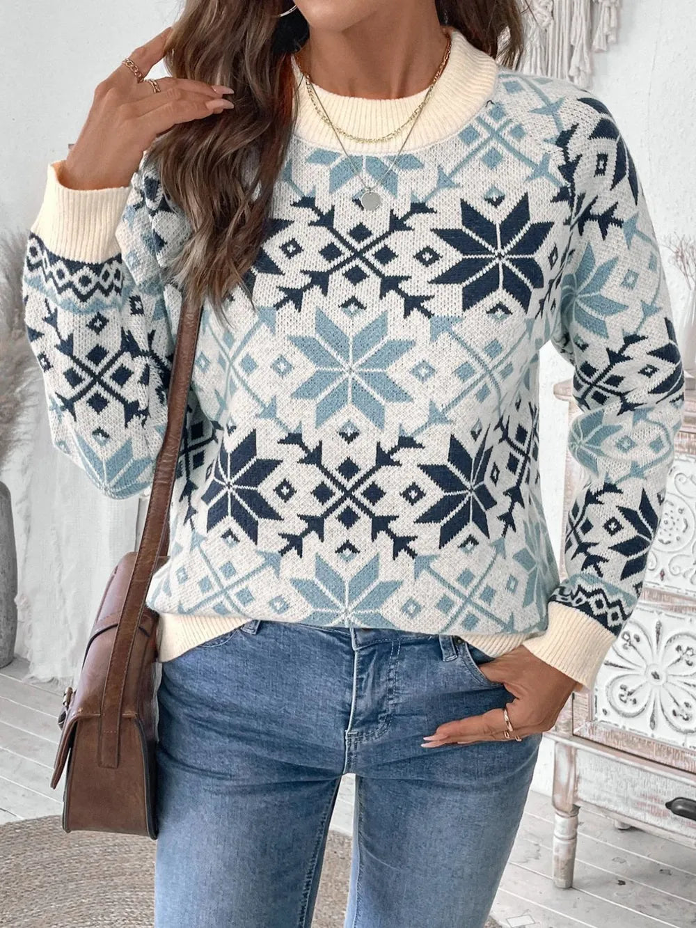 Perfee Graphic Round Neck Long Sleeve Sweater in Light Blue