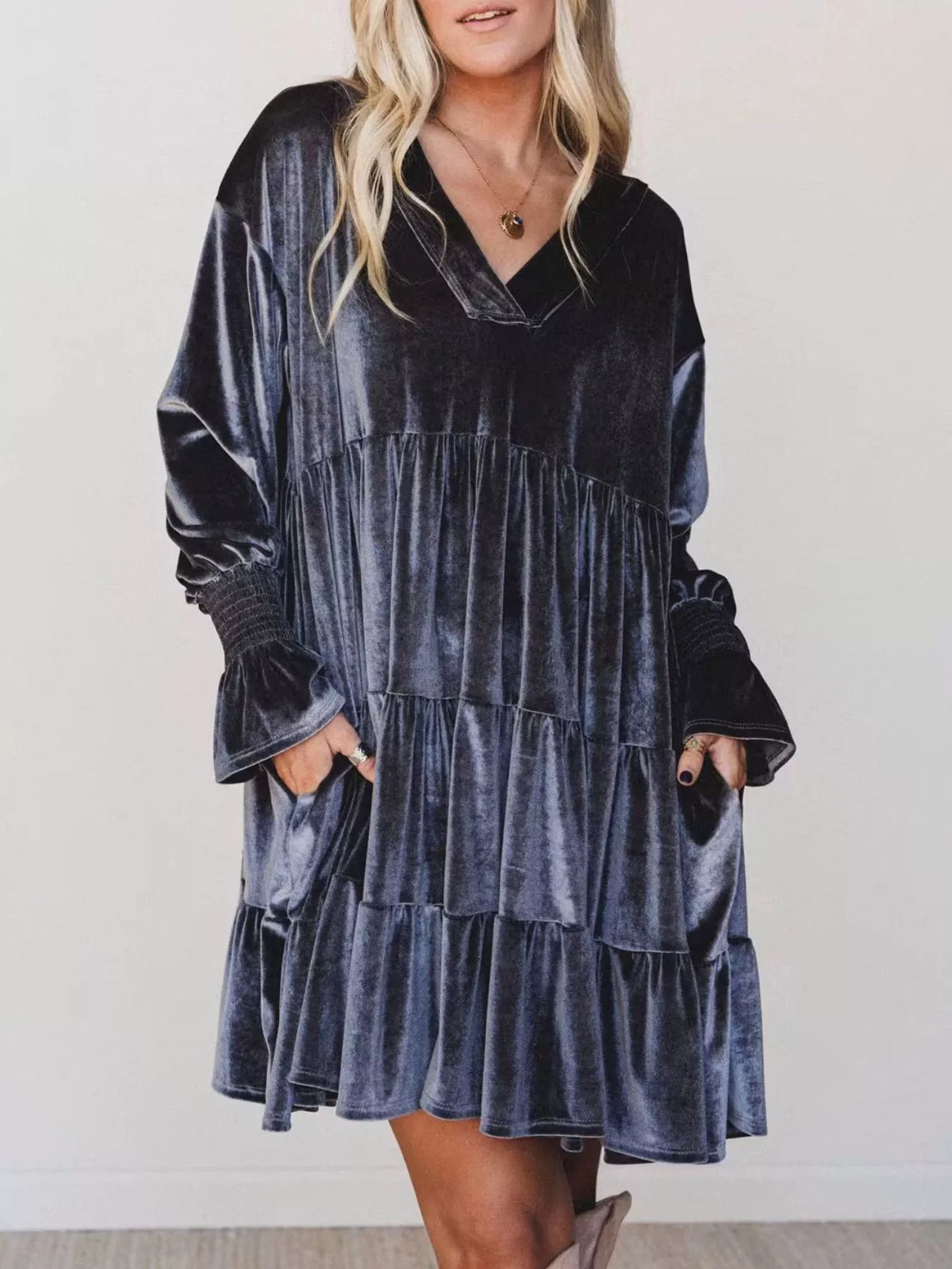 Velvet Tiered Mini Dress with Balloon Sleeves in Navy Blue