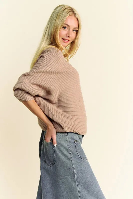 Davi & Dani Round Neck Batwing Sleeve Sweater - Lilixa.store