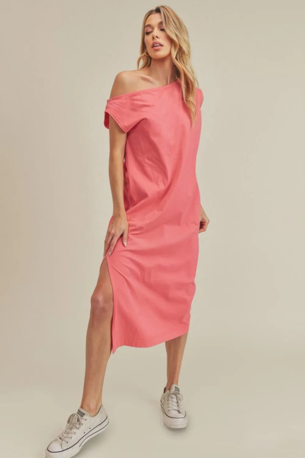 Aemi + Co Side Slit Round Neck Sleeveless Midi Dress - Lilixa.store