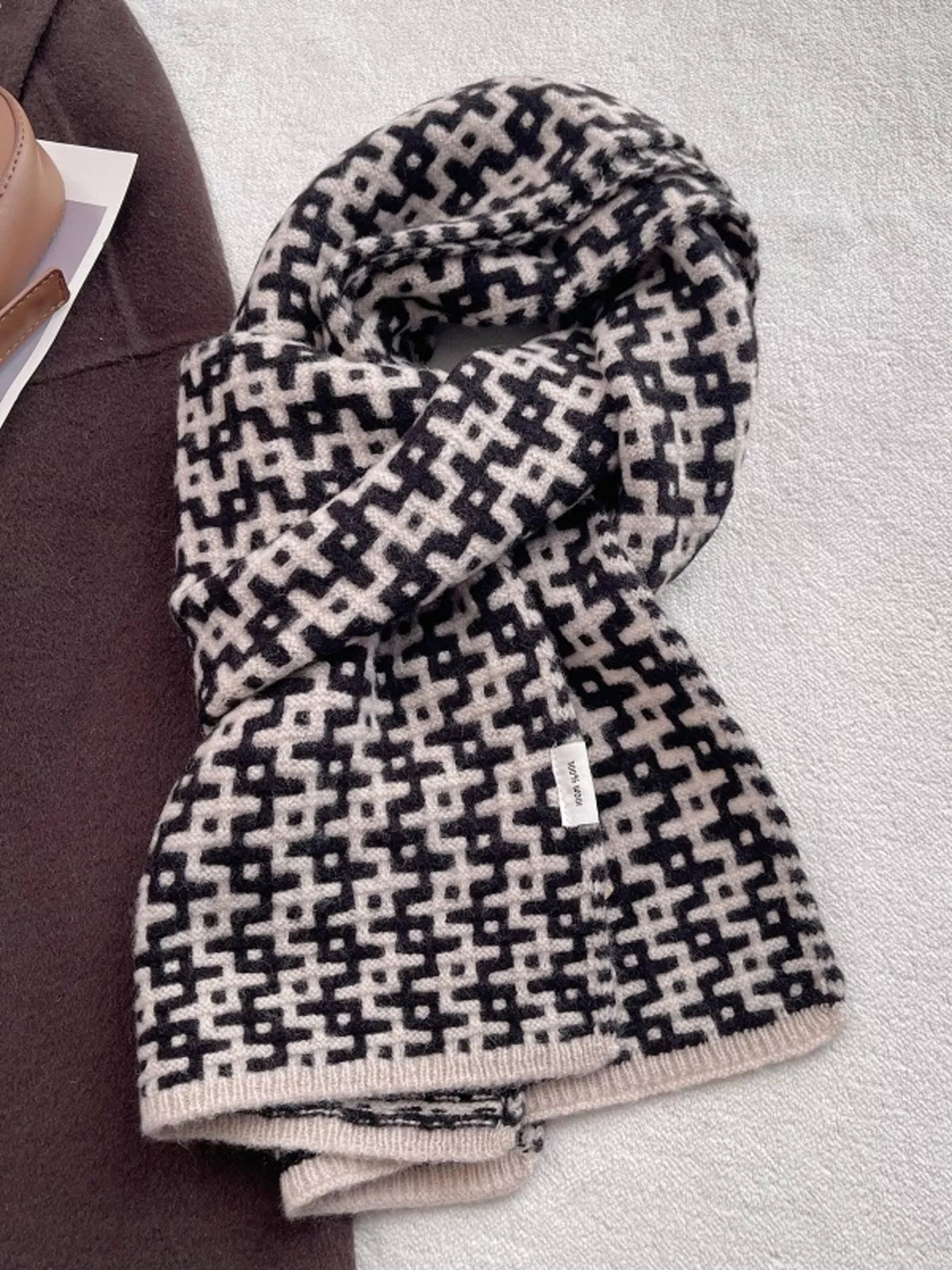 Wool Geometric Pattern Knitted Warm Scarf - Lilixa.store