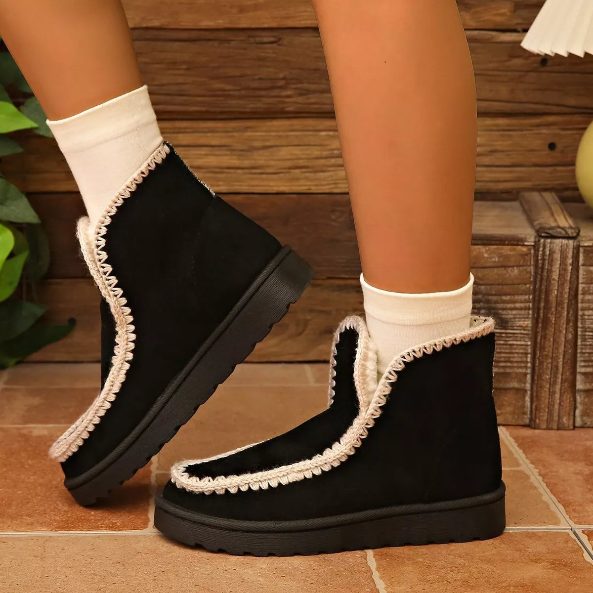 Contrast Crochet Trim Winter Boots - Lilixa.store