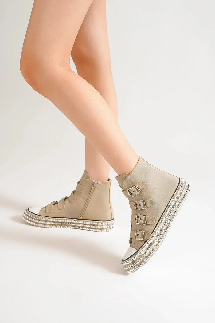 Beast Fashion Multi-Buckle Straps Studded Platform Sneakers - Lilixa.store