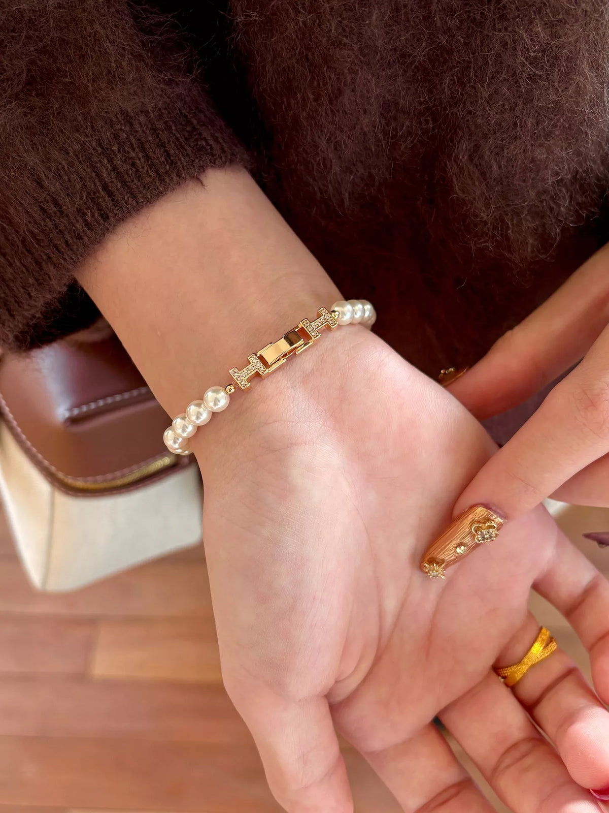 Pearl Double H Buckle Bracelet - Lilixa.store
