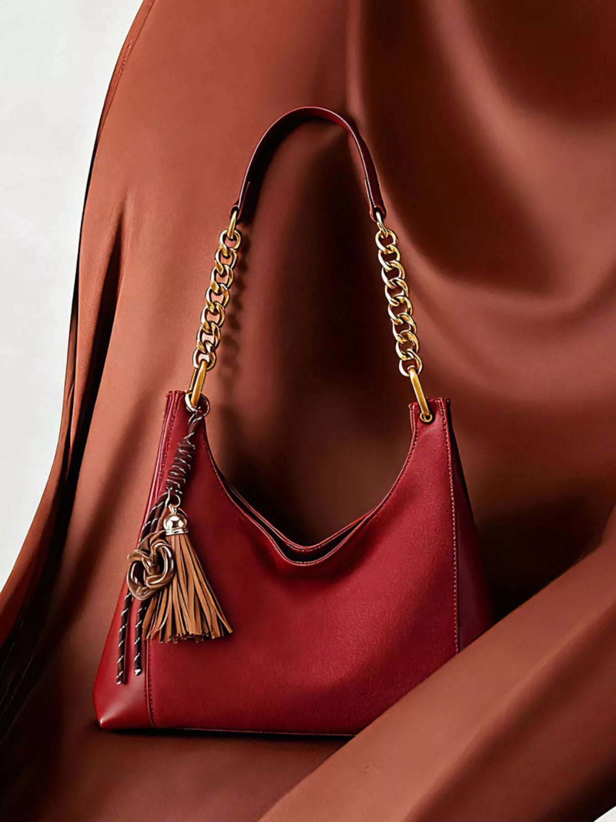 Chain Strap Tassel Charm Shoulder Bag in Wine Red, view 4