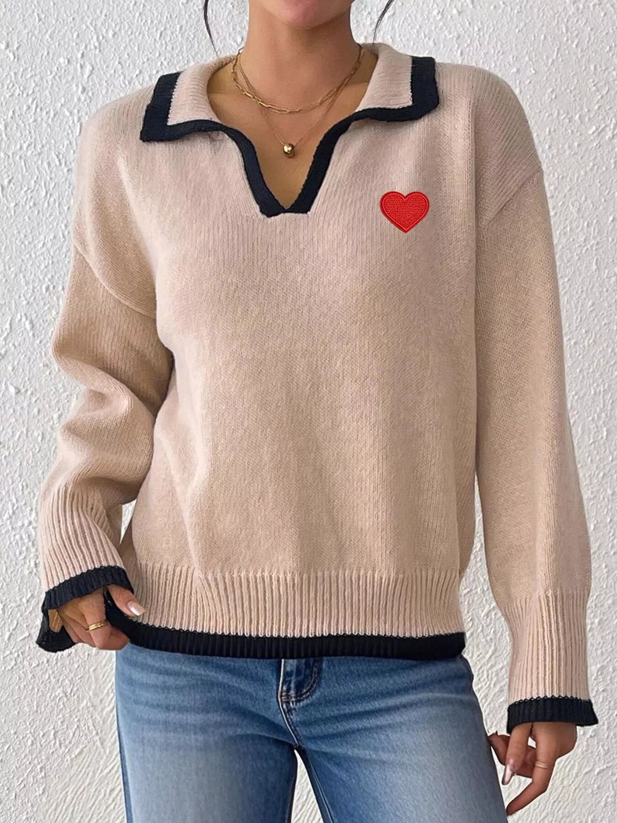 Contrast Trim Heart Embroidered Polo Collar Sweater in Khaki