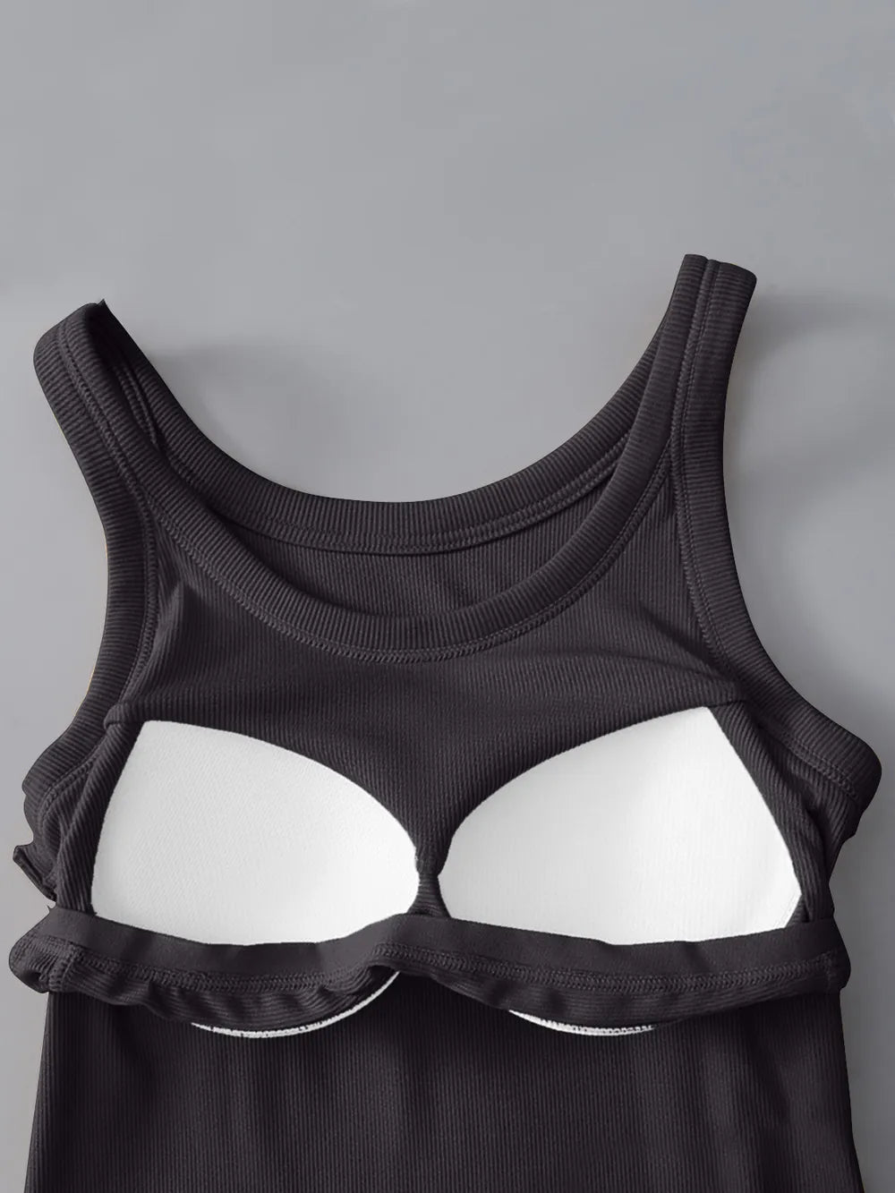 Round Neck Tank with Bra - Lilixa.store