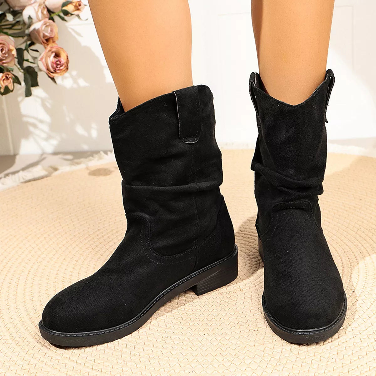 Round Toe Slouchy Boots in Black