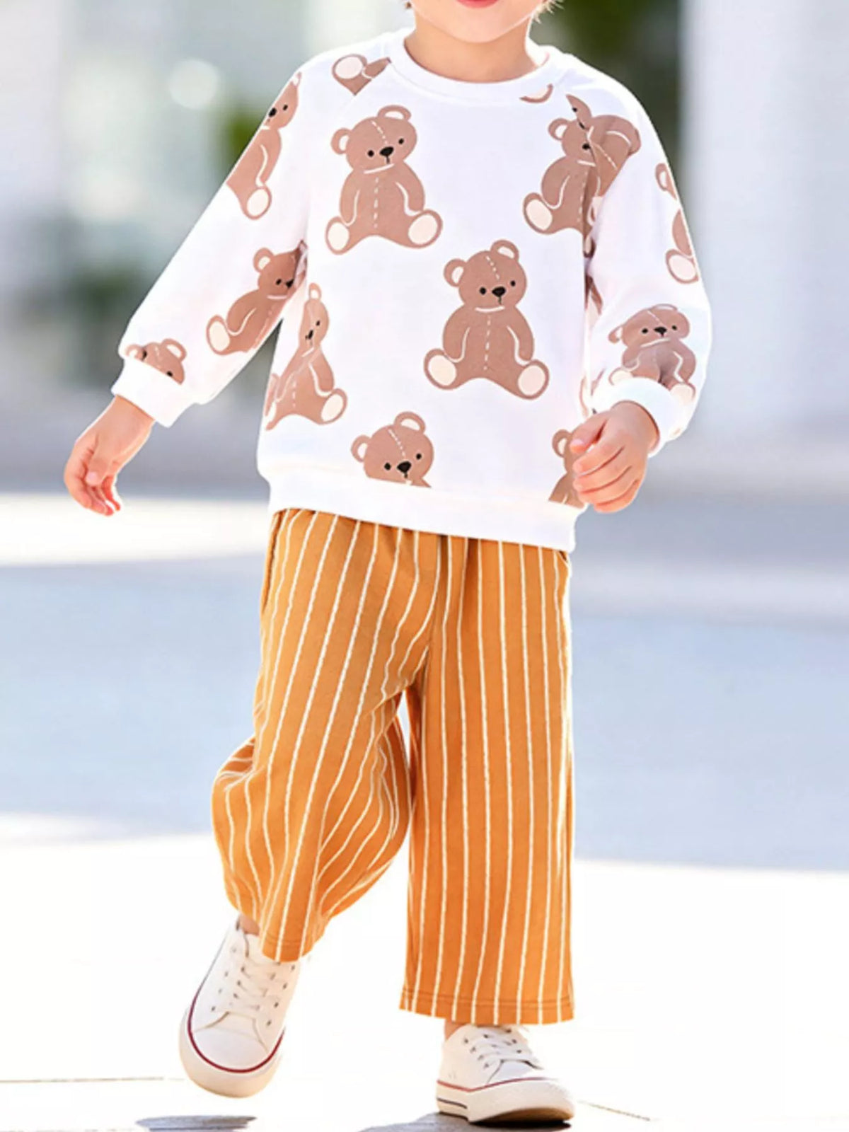 Children's Bear Print Sweatshirt and Striped Wide-Leg Pants Set in White