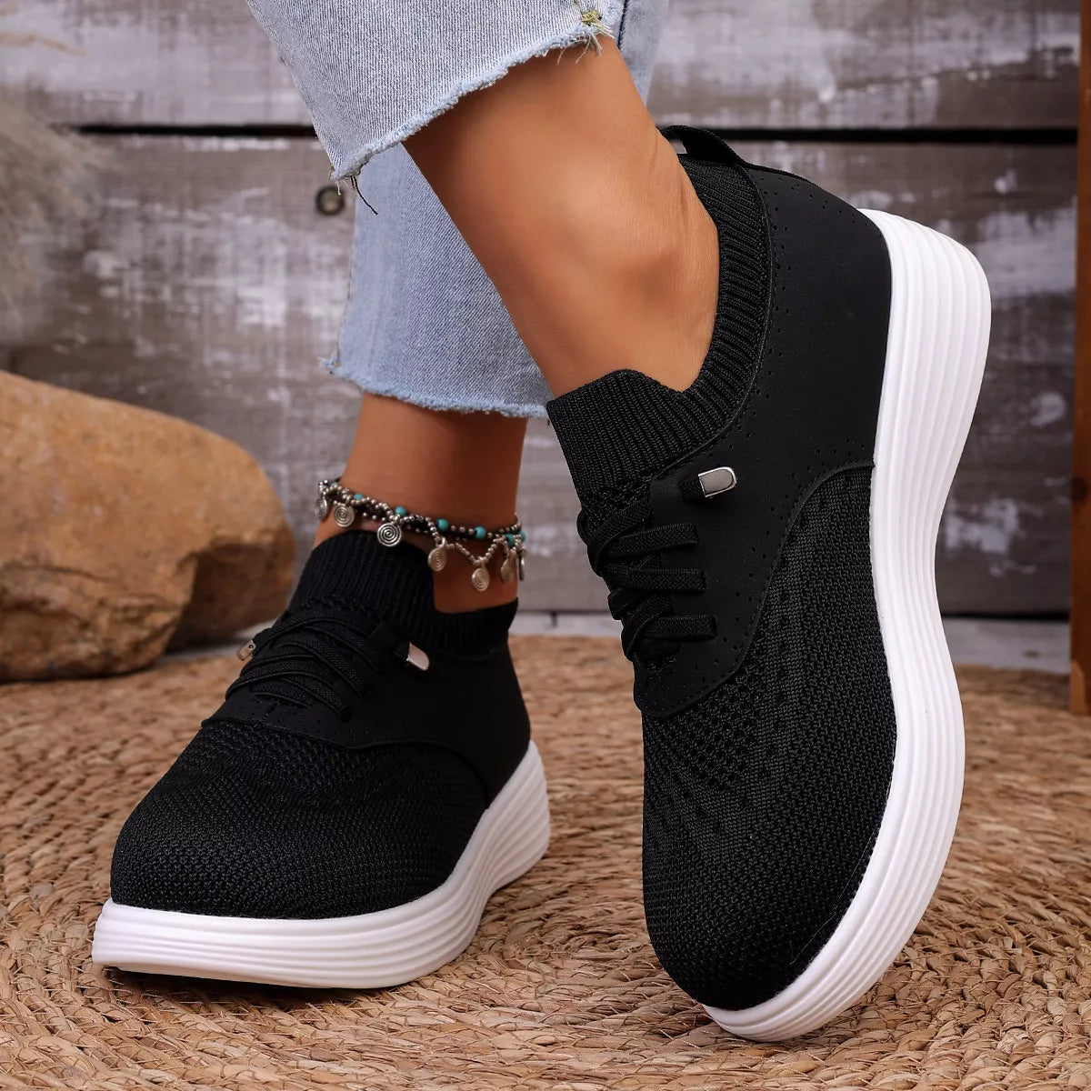 Round Toe Lace Up Sneakers - Lilixa.store