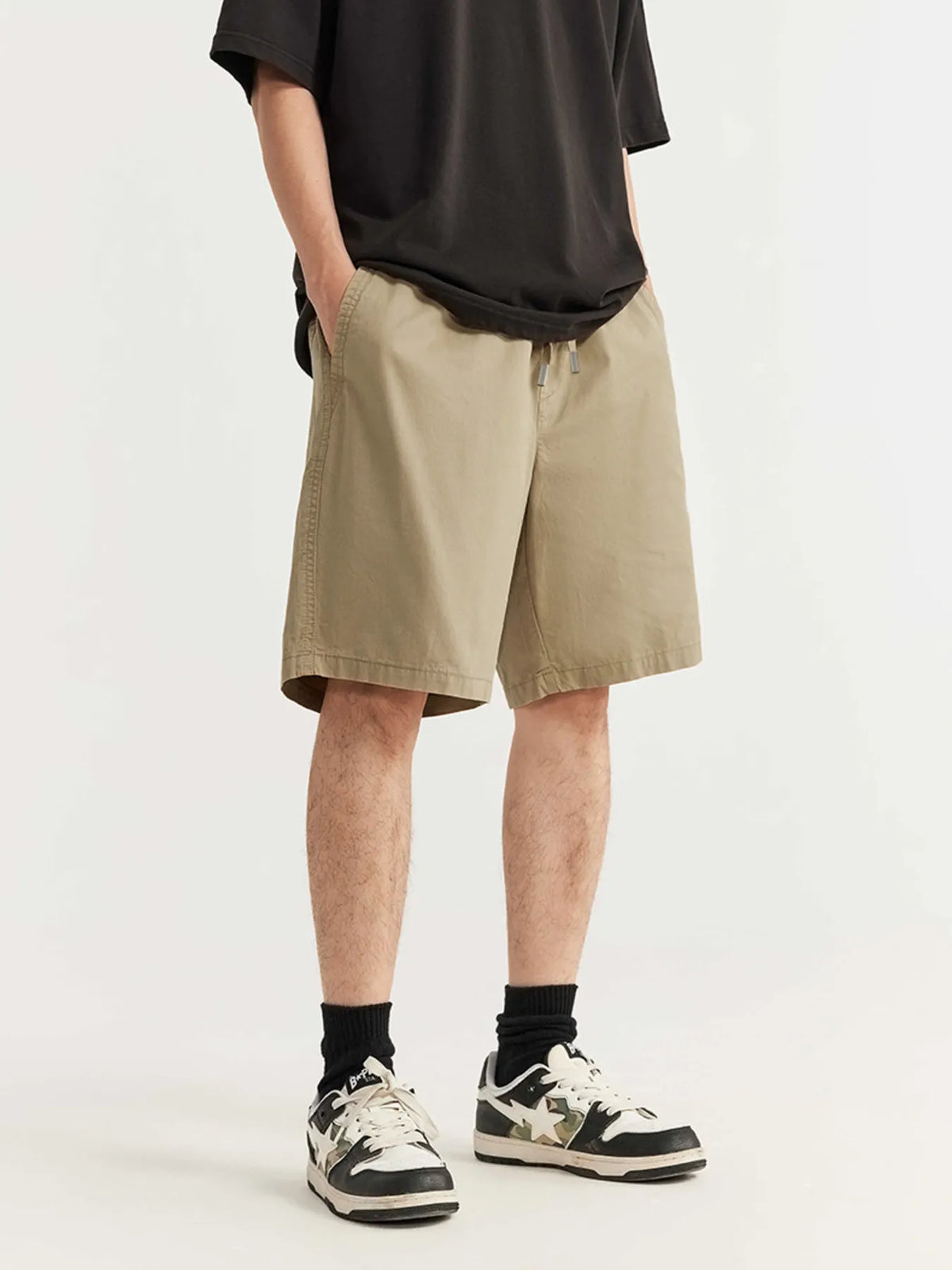 Men's Drawstring Lightweight Shorts in Khakis