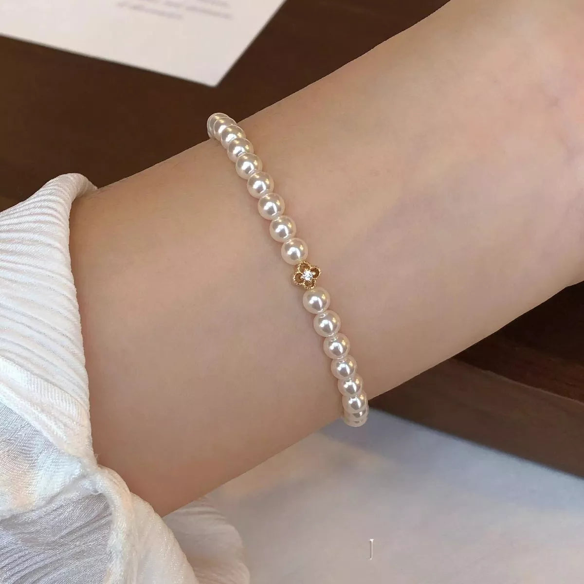 Floral Pearl Beaded Bracelet - Lilixa.store