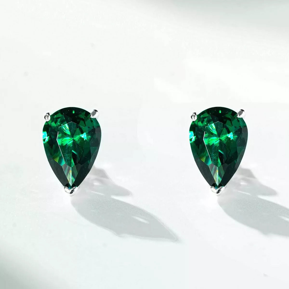 925 Sterling Silver Teardrop Stud Earrings - Lilixa.store