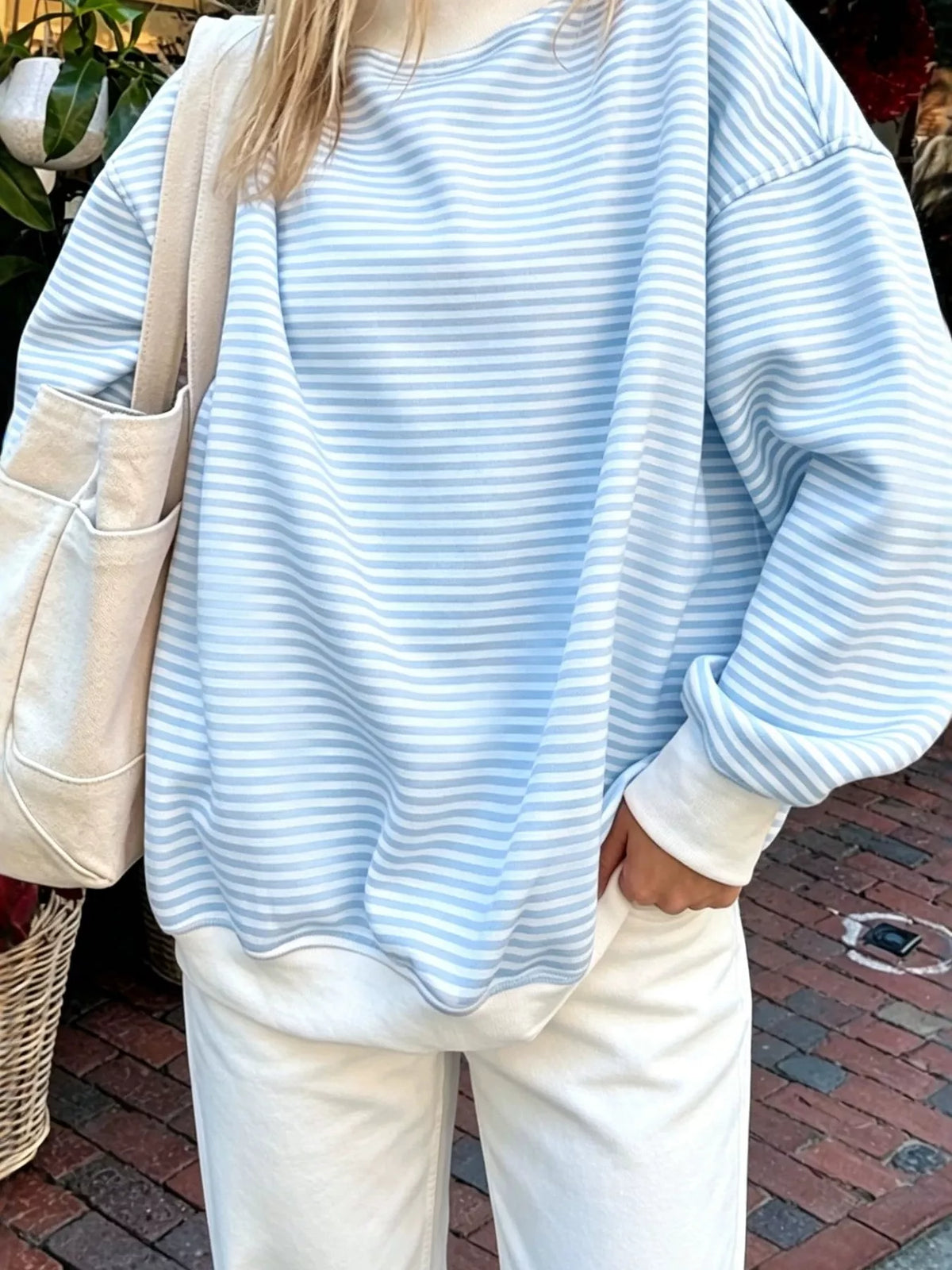 Oversized Striped Crew Neck Sweatshirt in Light Blue