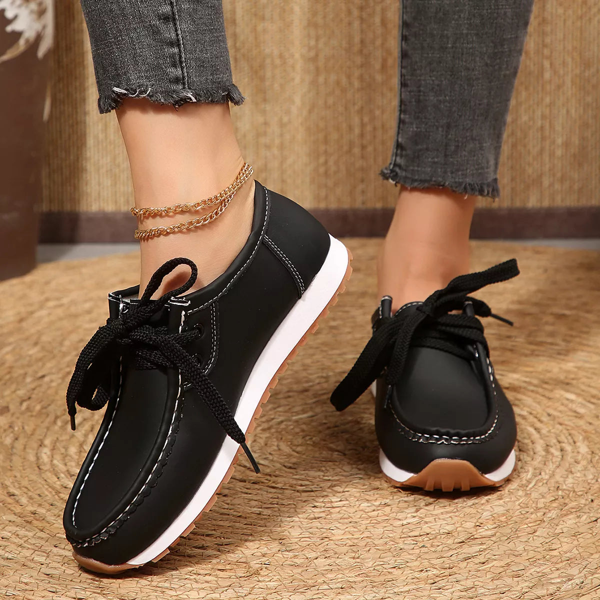 Round Toe Lace Up Sneakers - Lilixa.store