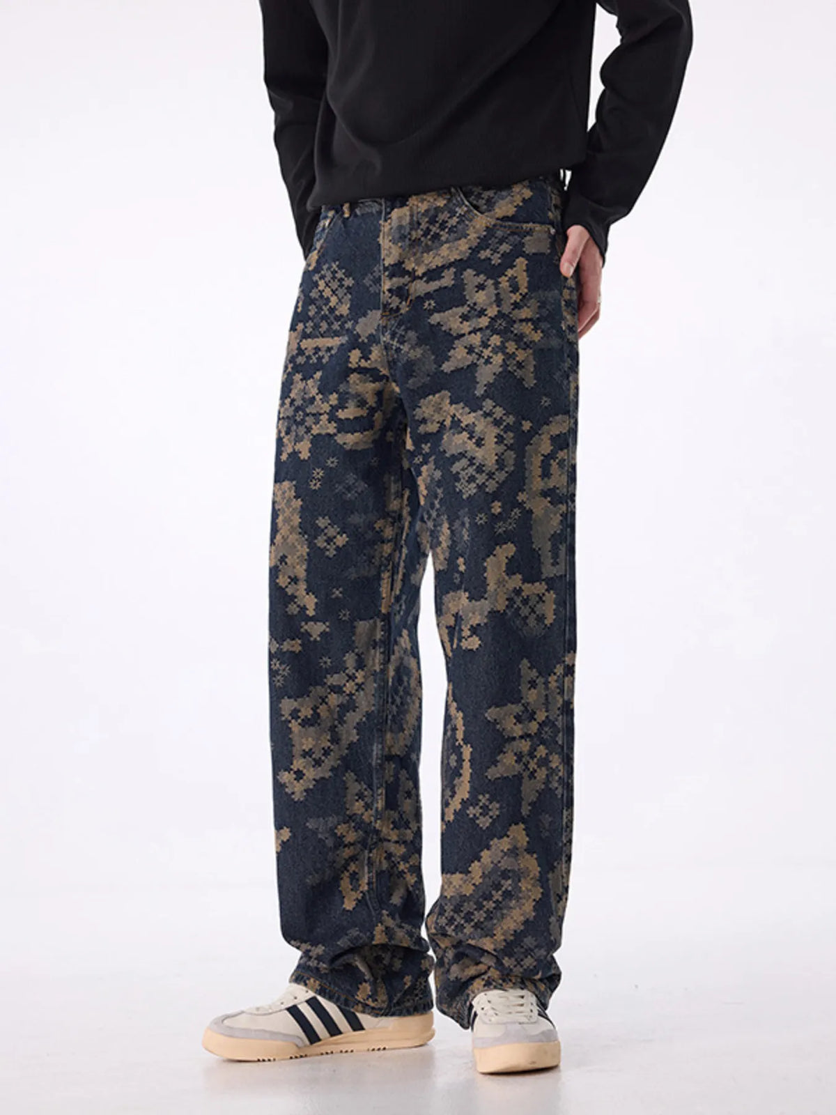 Men's Printed Wide Leg Cargo Pants in Navy, view 3