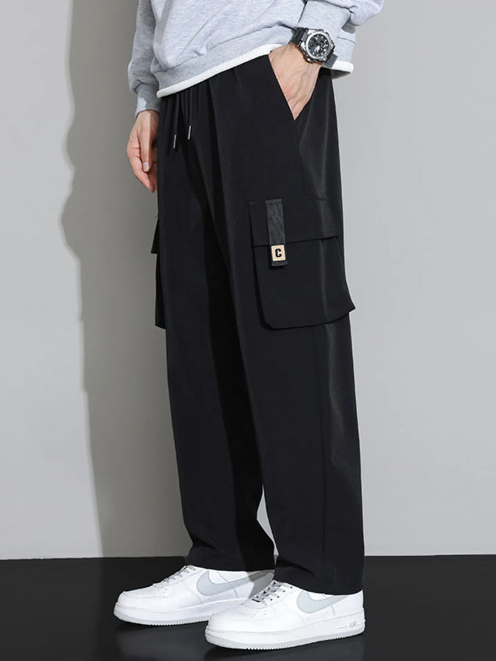 Men's Plus Size Wide Leg Cargo Pants in Black