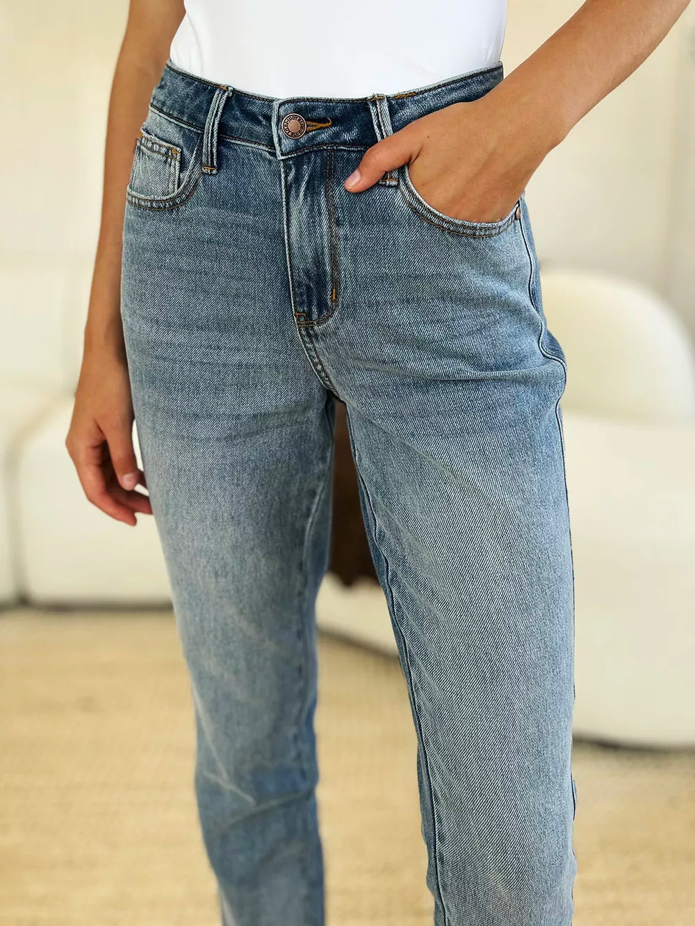 Judy Blue Full Size Mid Rise Rigid Magic Release Hem Jeans - Lilixa.store