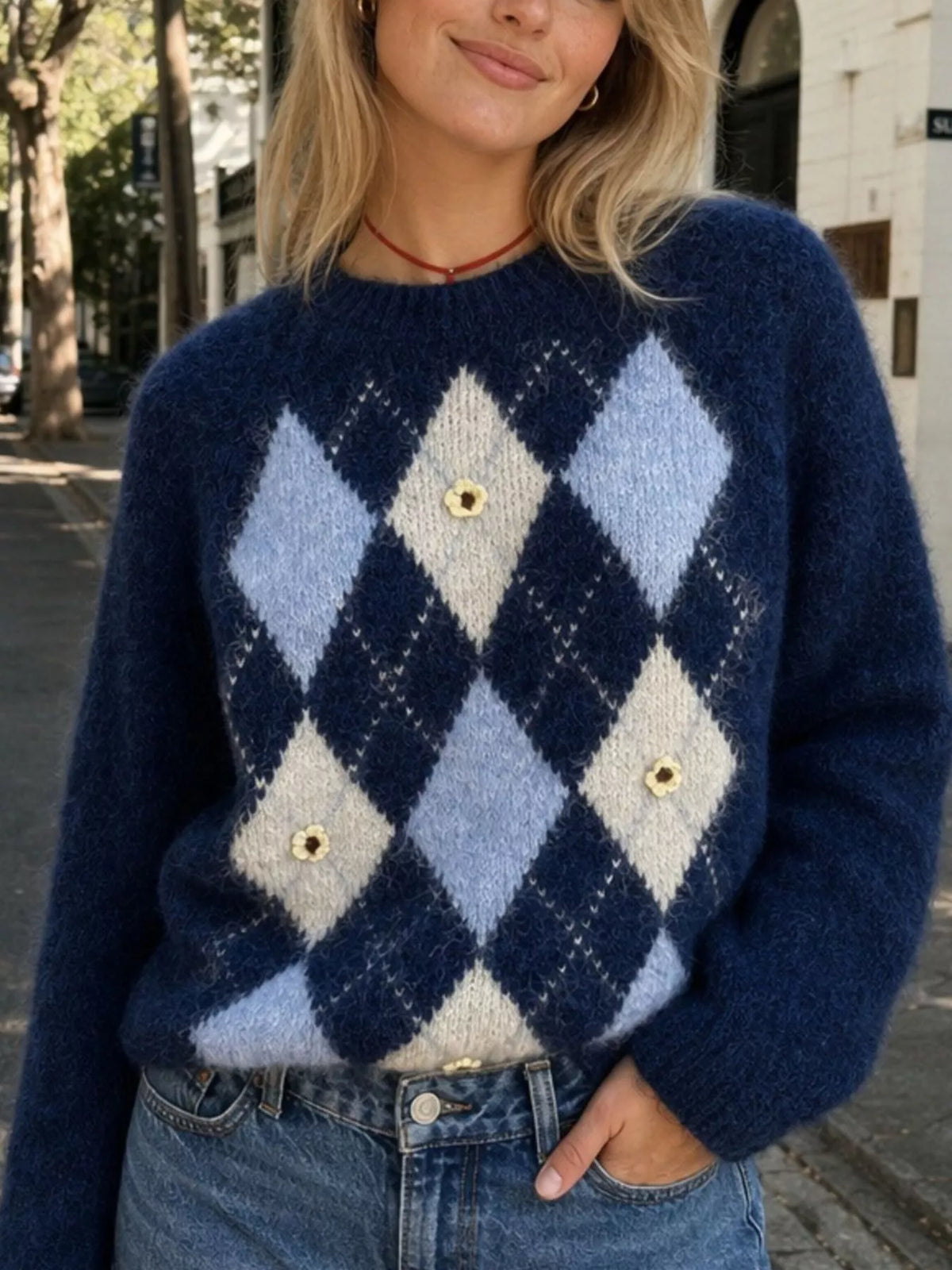 Argyle Pattern Raglan Sleeve Sweater in Navy Blue