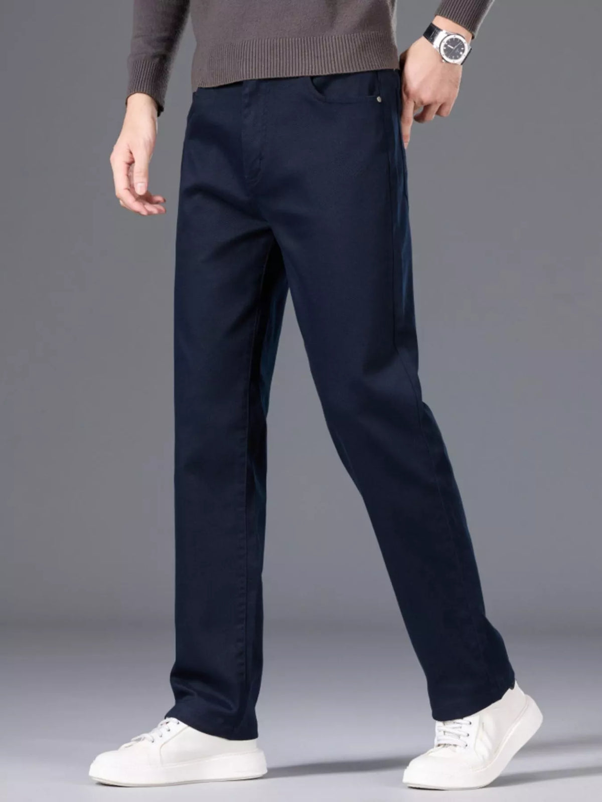 Men's Straight Leg Pants in Navy