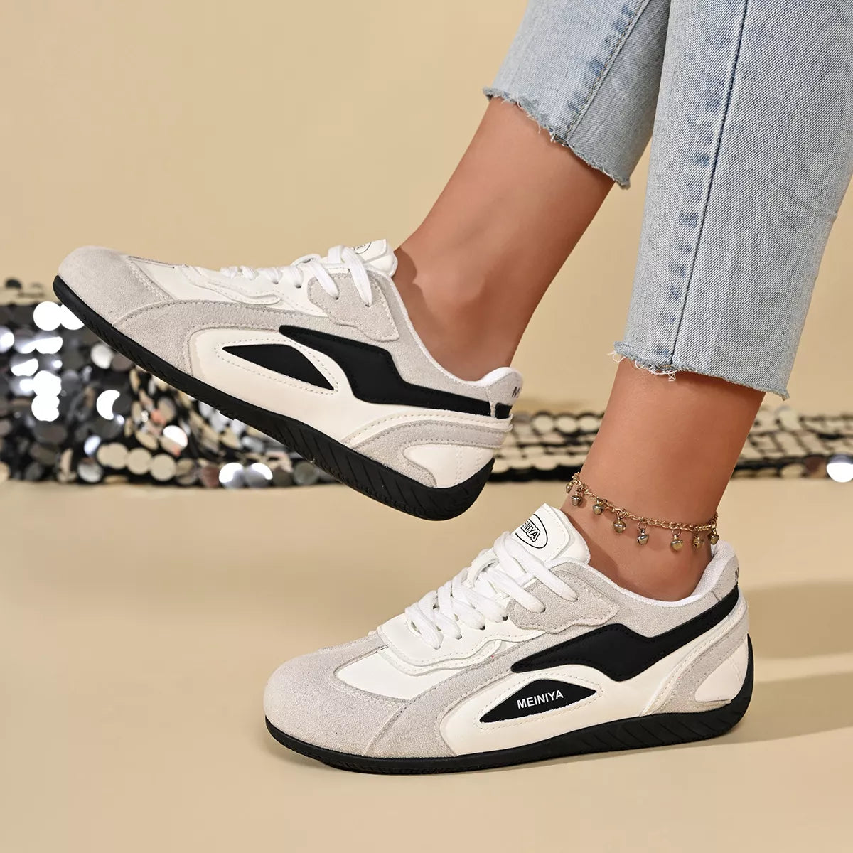 Round Toe Lace Up Sneakers - Lilixa.store