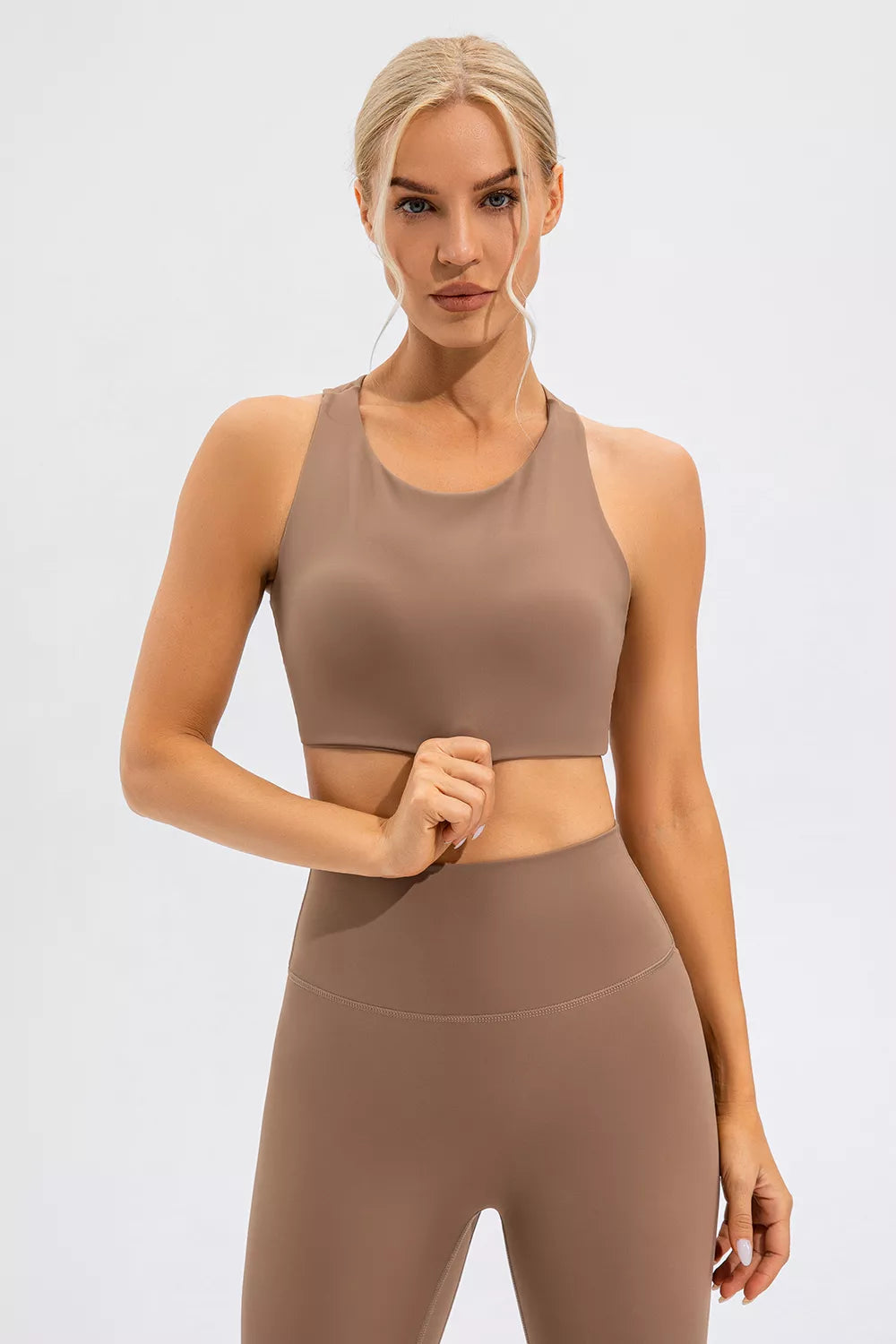 Round Neck Cutout Cropped Active Tank - Lilixa.store