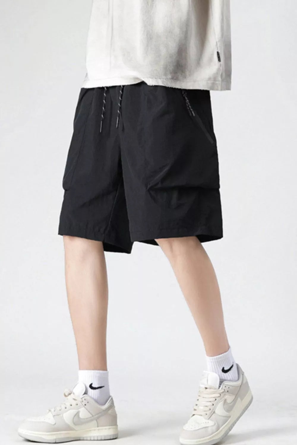 Men's Plus Size Cargo Pocket Relaxed Fit Shorts, view 5