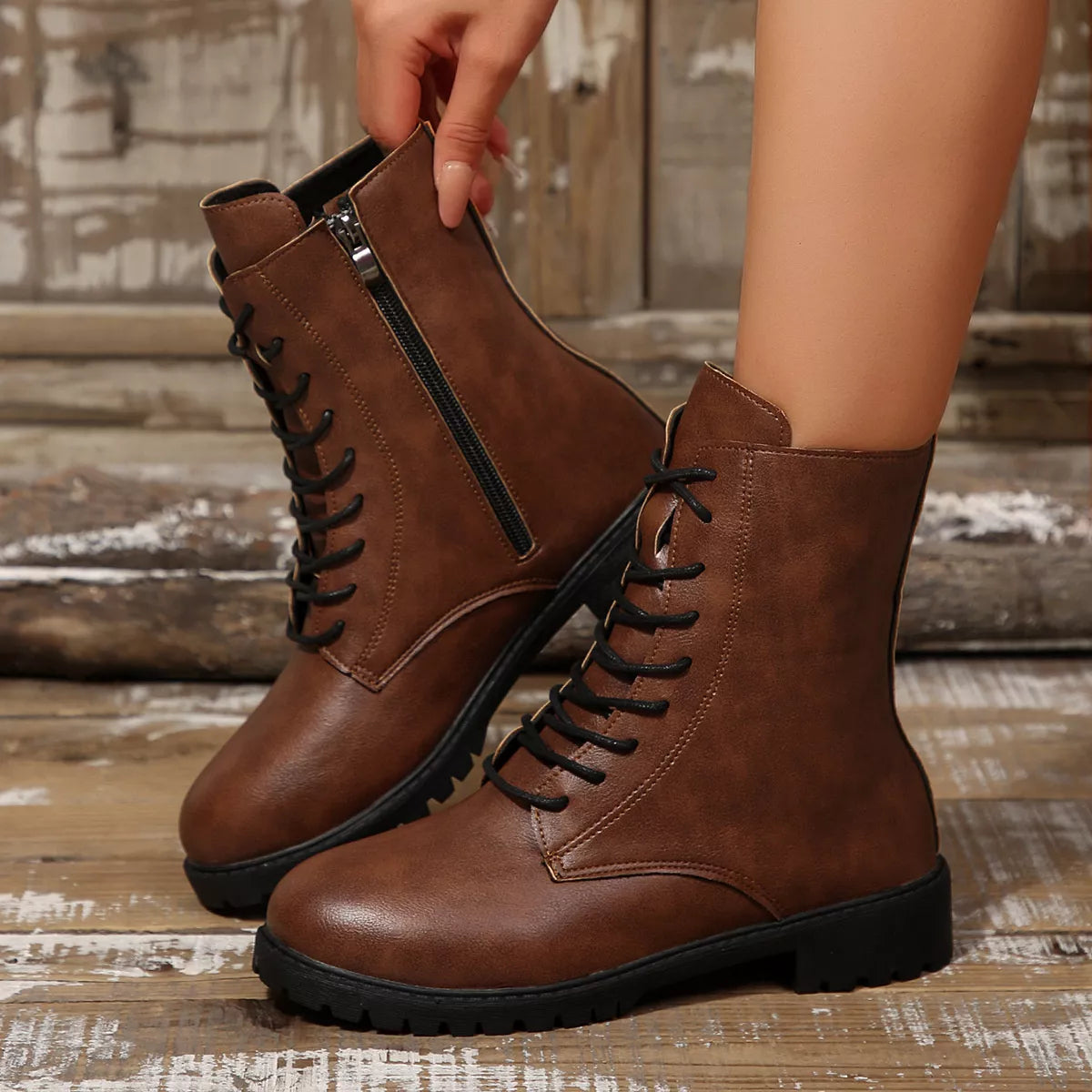 Round Toe Lace Up Boots