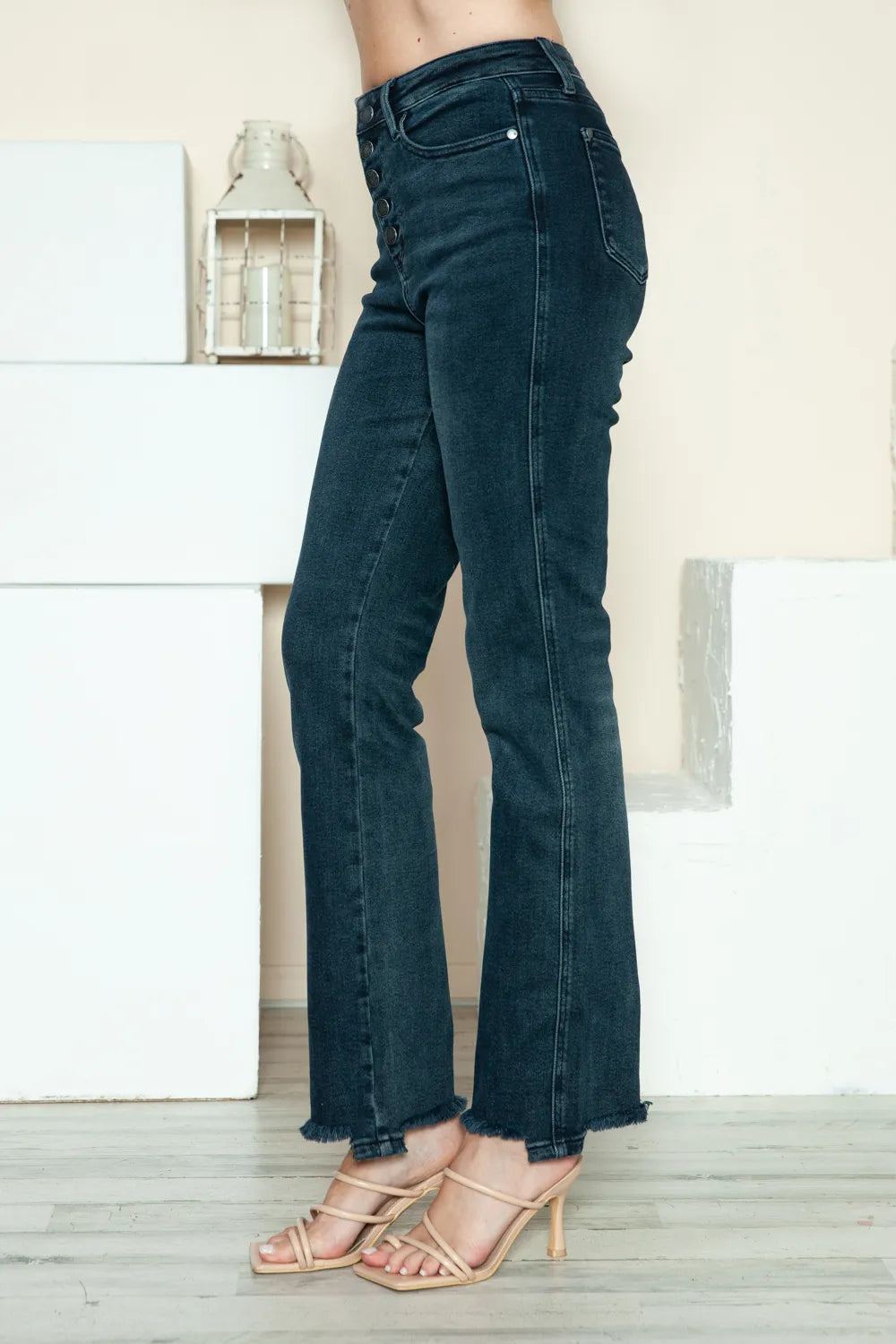 Judy Blue Full Size Button Fly Hem Destroy Straight Jeans - Lilixa.store