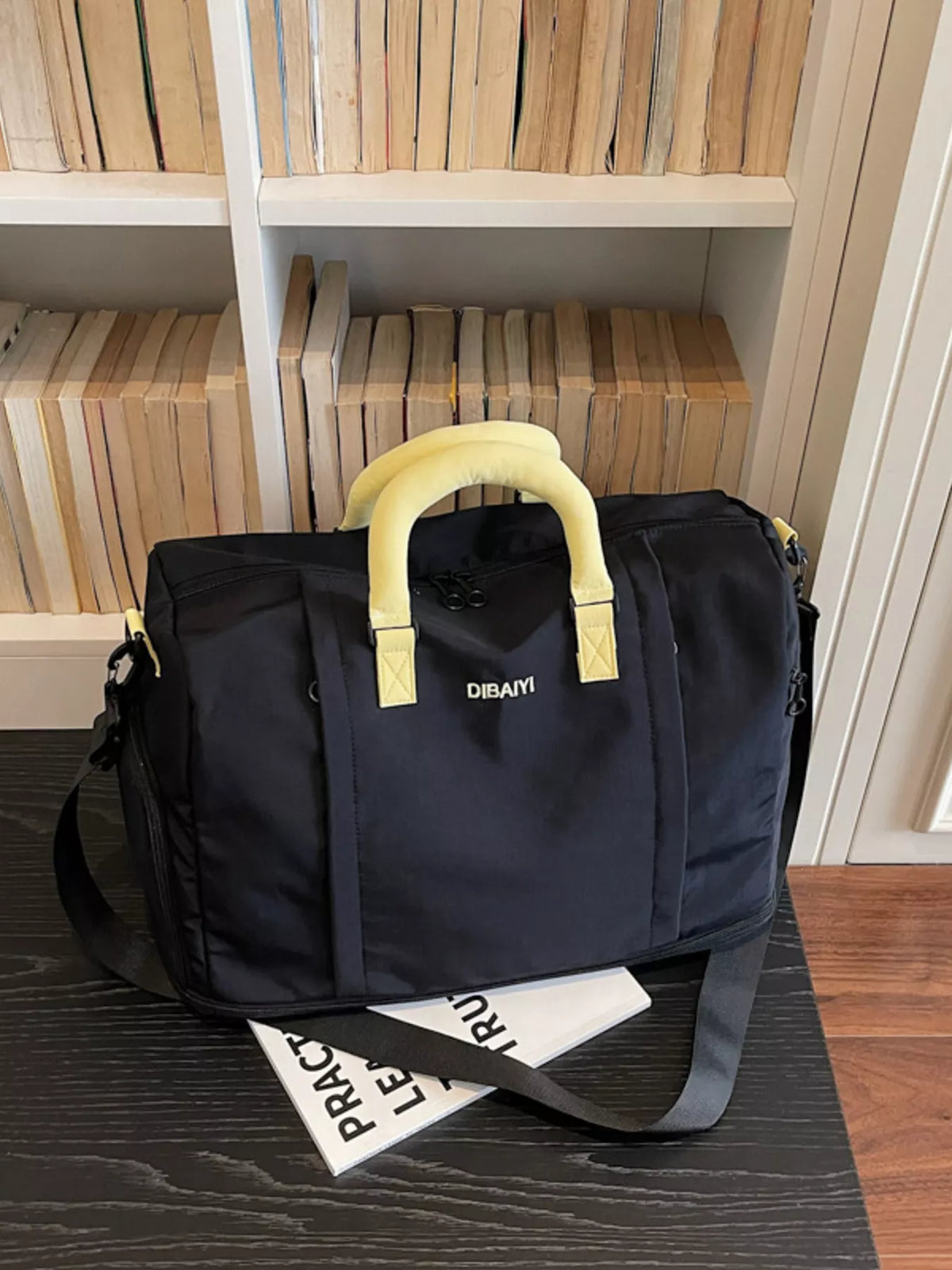 Durable Travel Duffel Bag with Comfortable Contrast Handle - Lilixa.store