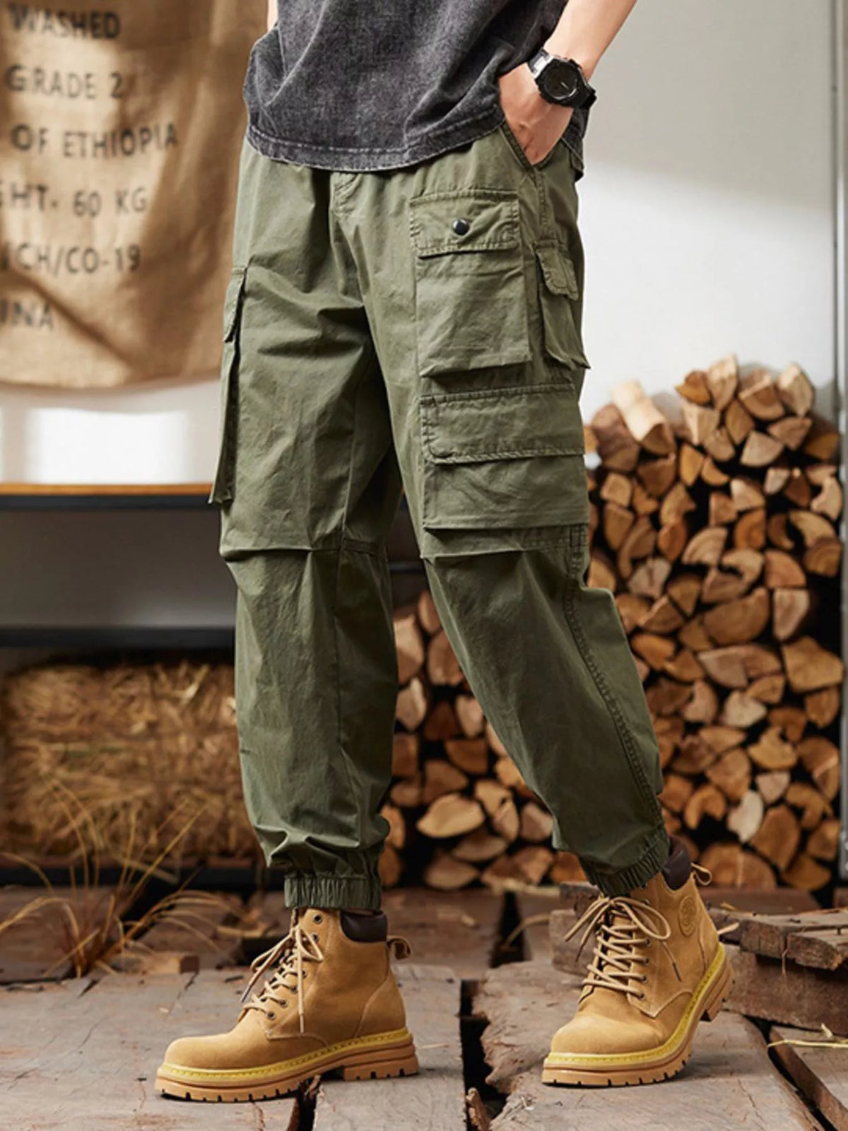 Men's Plus Size Relaxed Fit Multi-Pocket Cargo Pants in Military Green