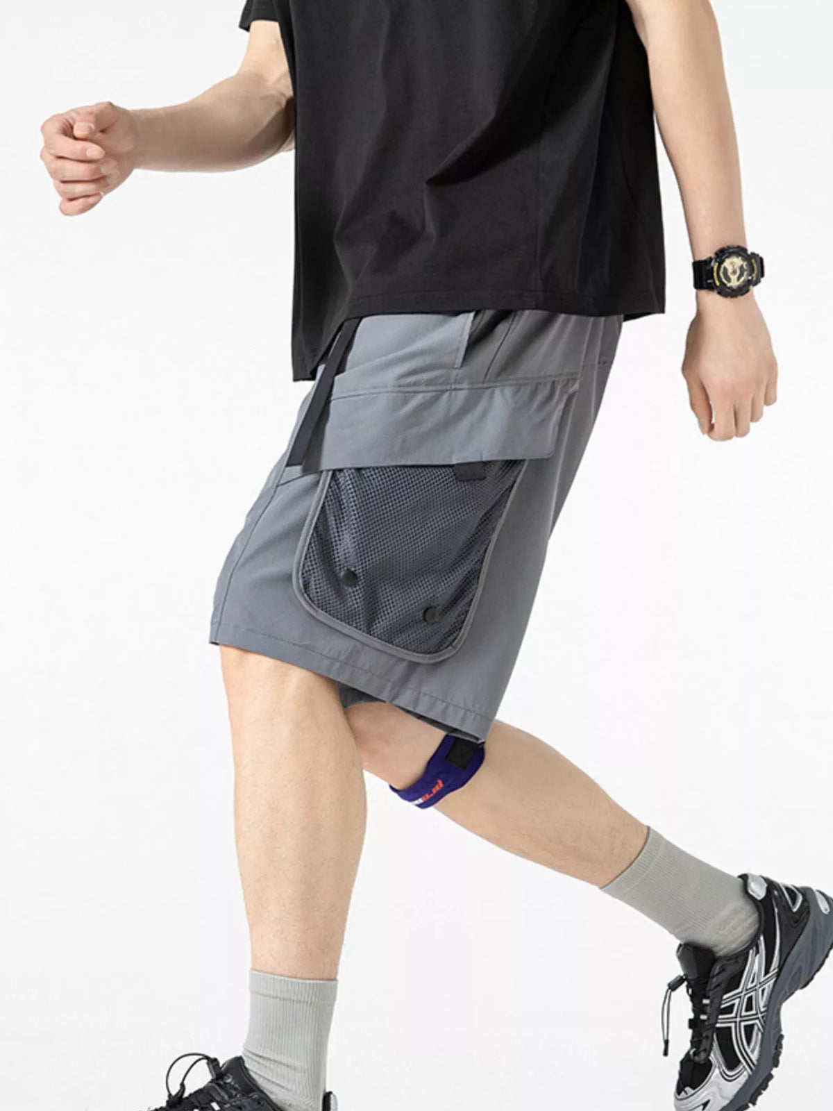 Men's Multi-Pocket Quick-Dry Cargo Shorts in Cloud Gray, view 7