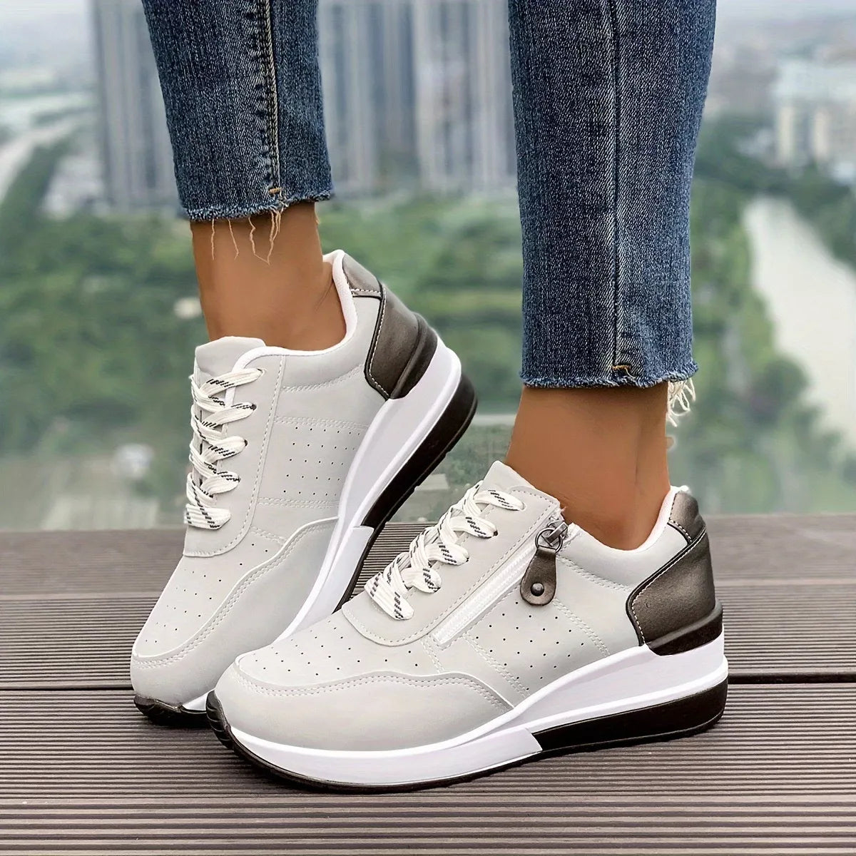 Round Toe Lace Up Sneakers - Lilixa.store