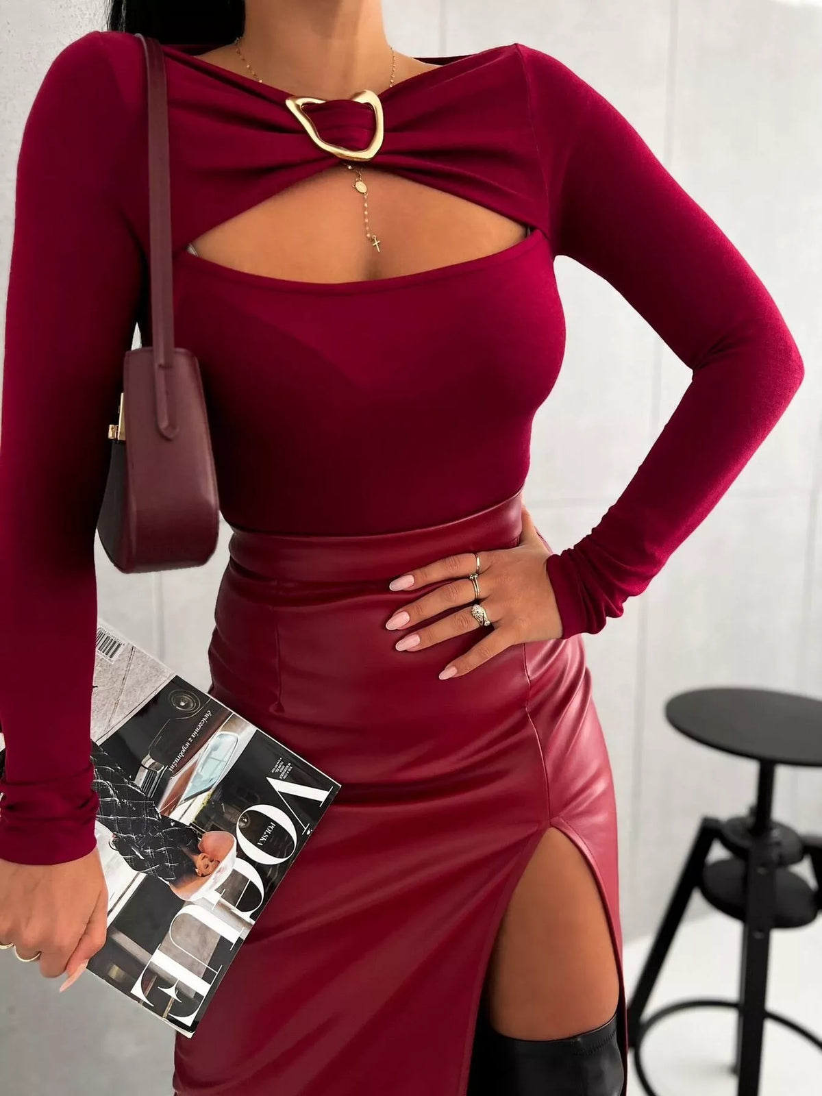 Cutout Detail Long-Sleeve T-Shirt - Lilixa.store