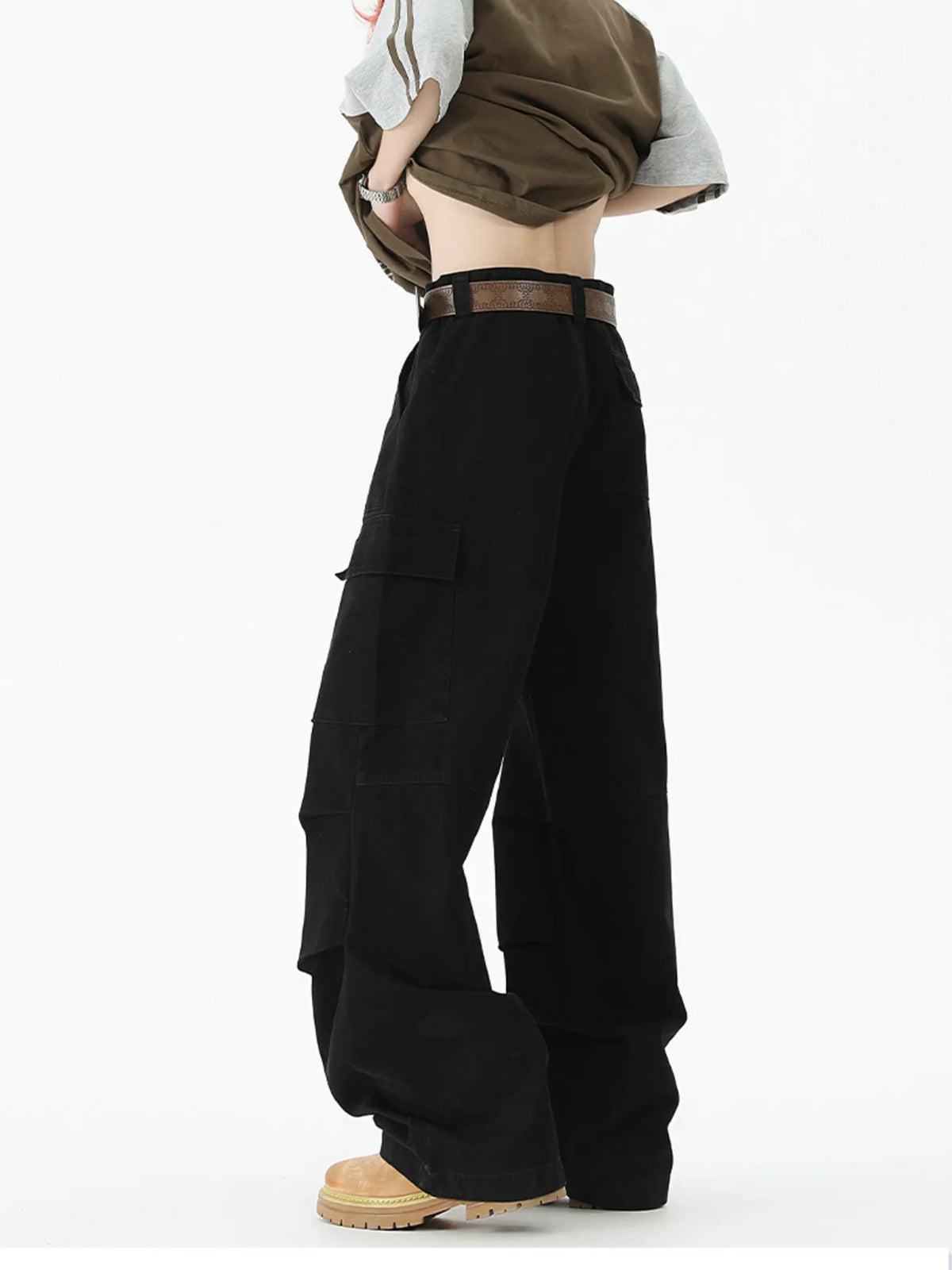 Men's Wide Leg Cargo Pants with Ruched Detail, view 4