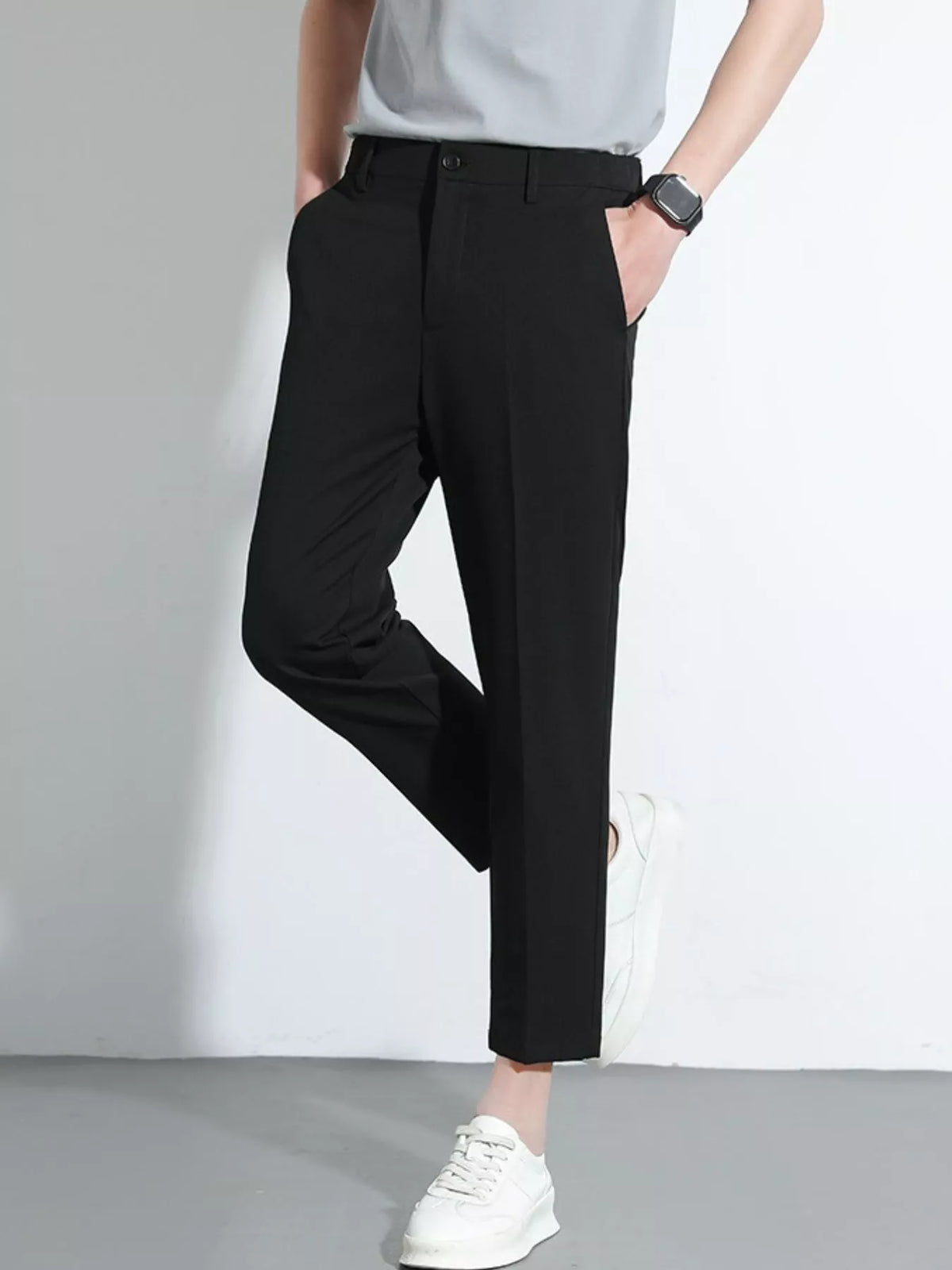 Men's Slim Fit Cropped Pants in Black