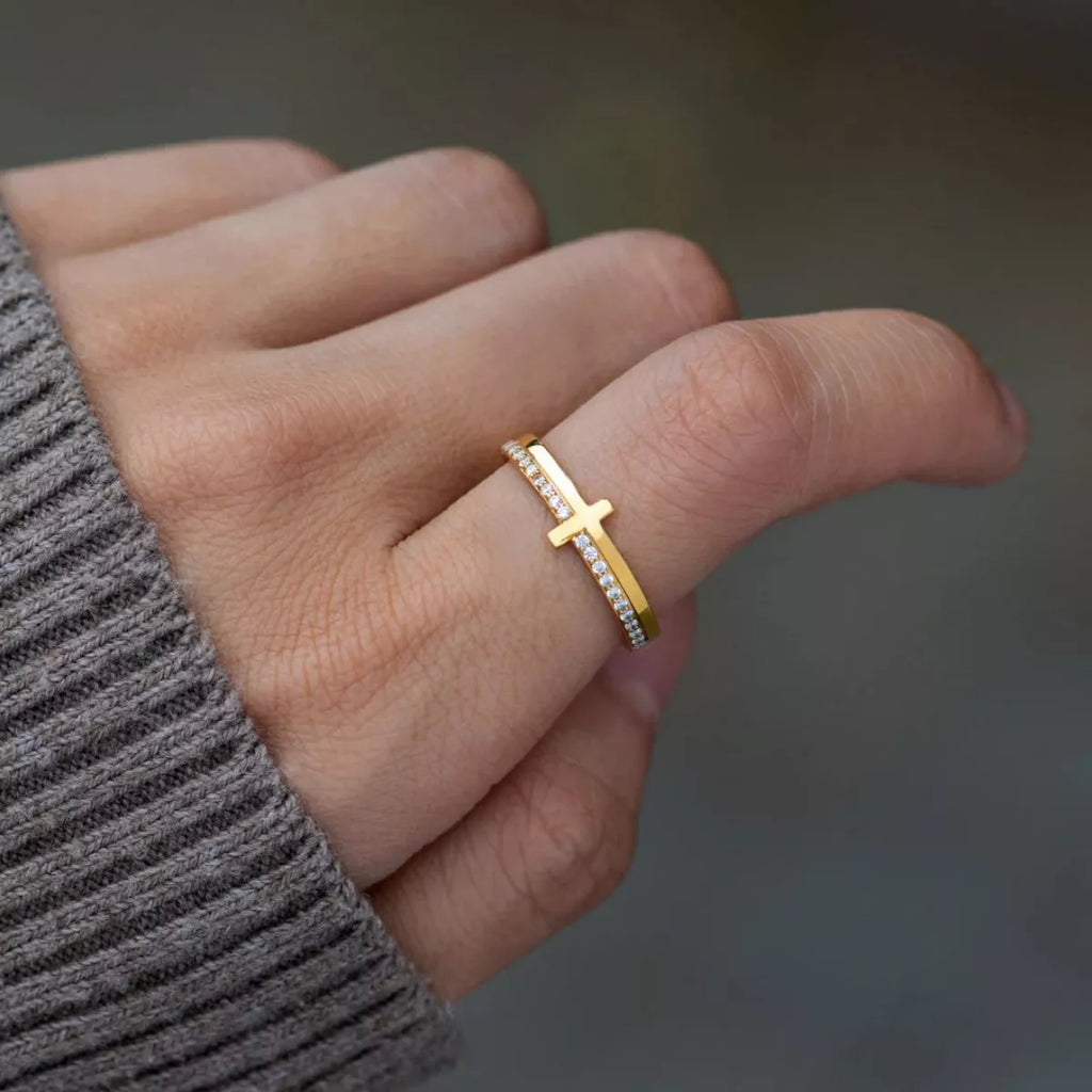 925 Sterling Silver Cross Ring – image 1 | Lilixa Trending Jewelry