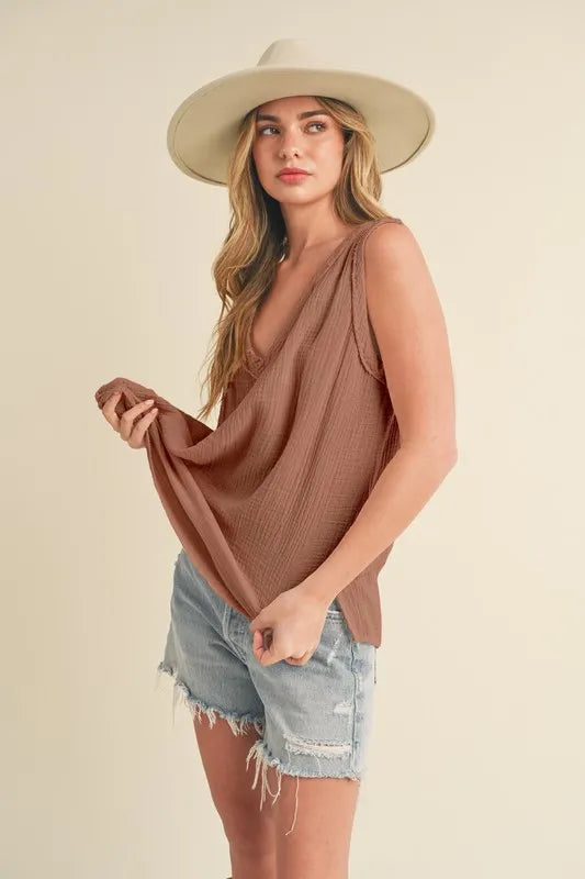 Aemi + Co V-Neck Wide Strap Tank - Lilixa.store