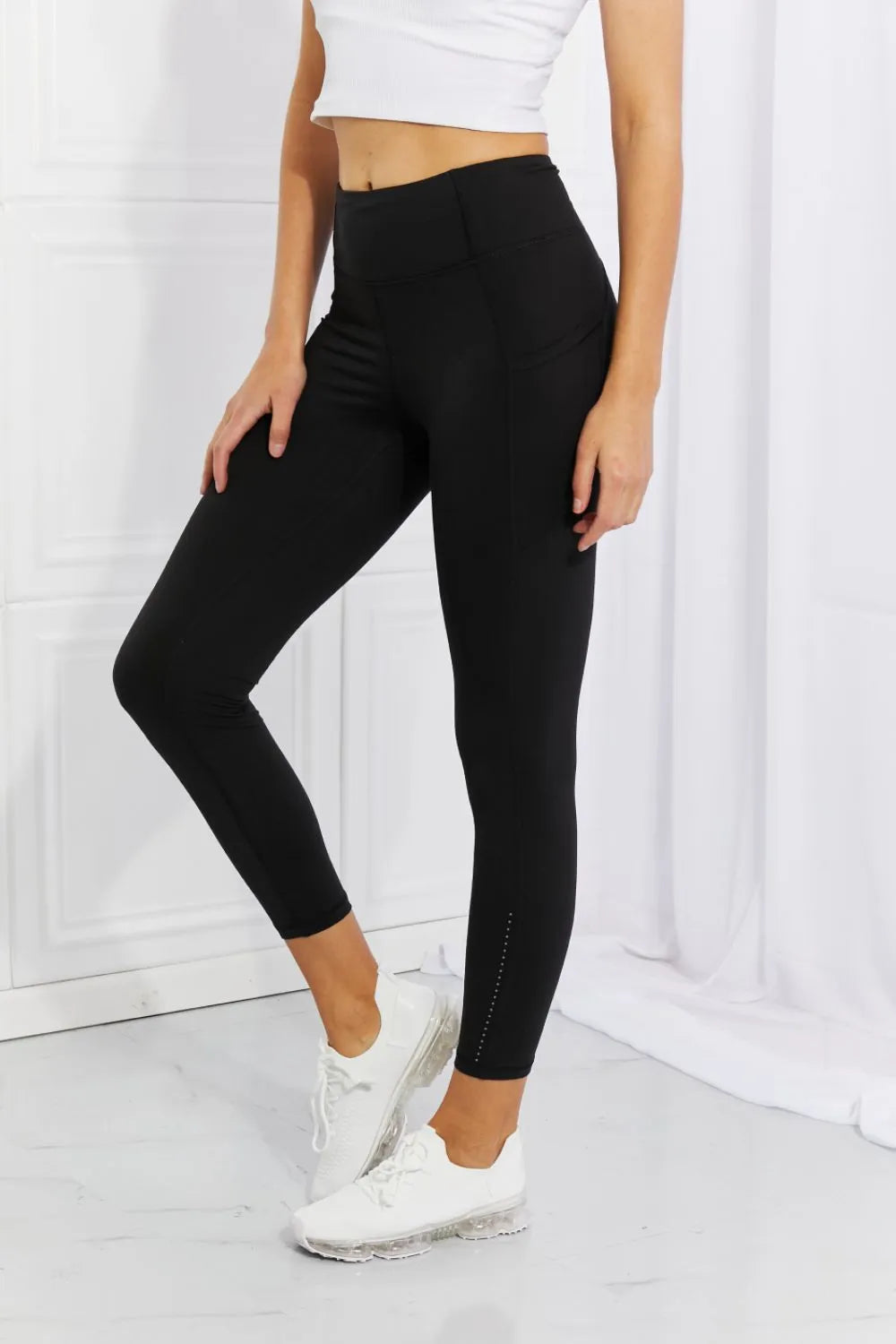 Leggings Depot Full Size Strengthen and Lengthen Reflective Dot Active Leggings - Lilixa.store