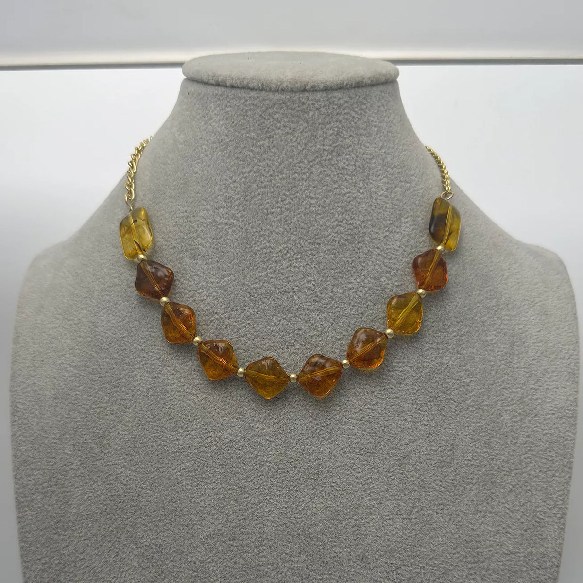 Geometric Acrylic Bead Necklace - Lilixa.store