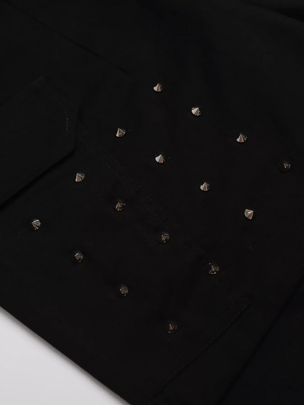 Men's Studded Cargo Capris - Lilixa.store
