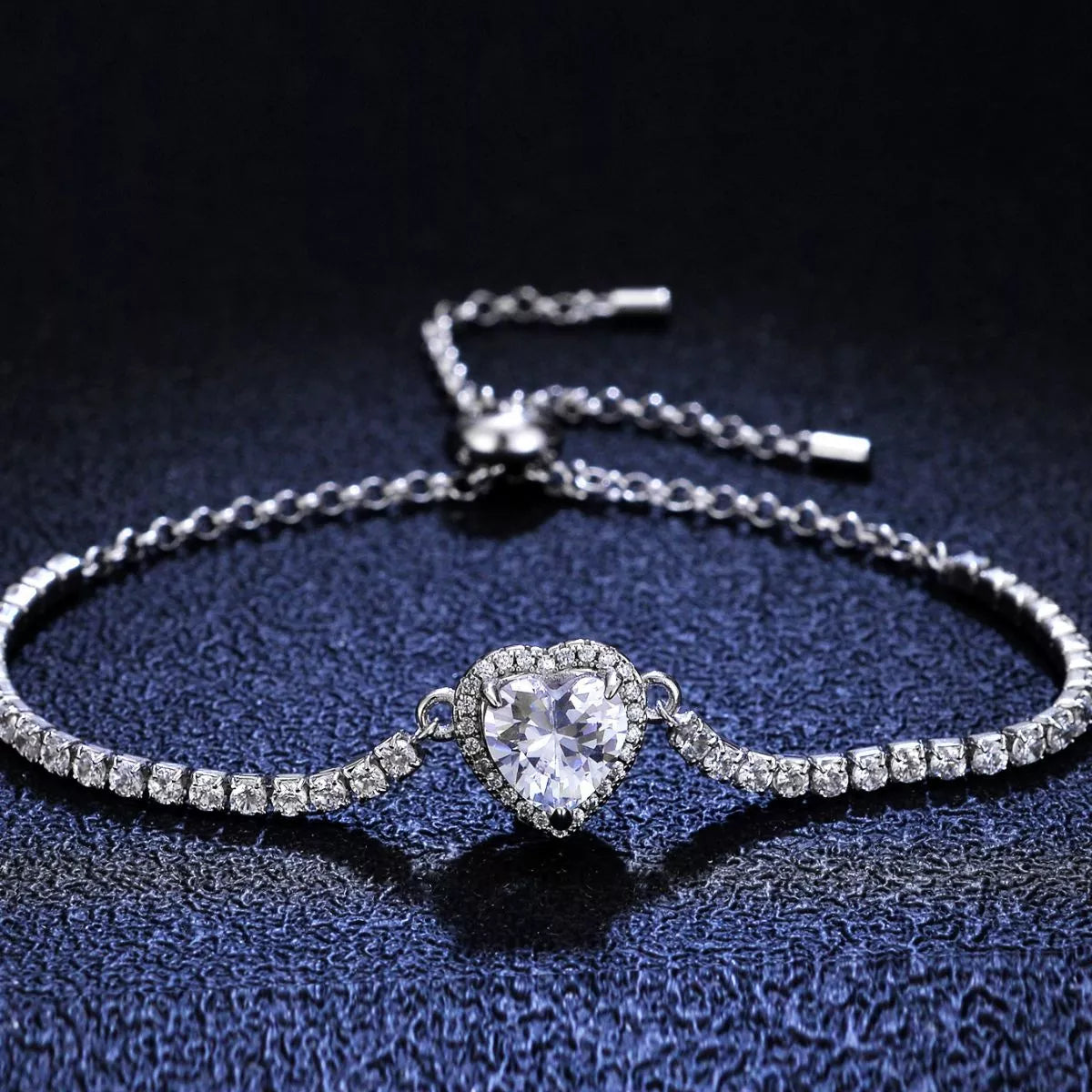 2 Carat 925 Sterling Silver Moissanite Chain Heart Bracelet - Lilixa.store