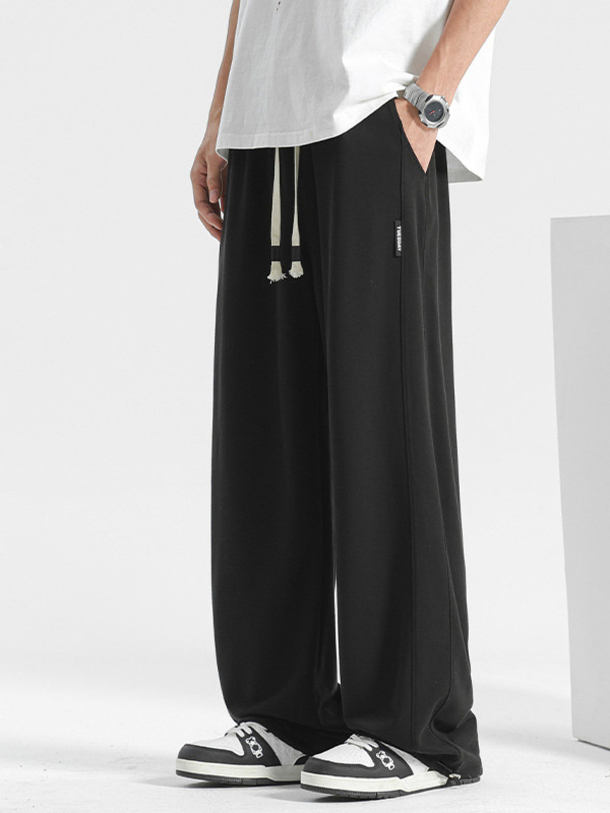 Men's Plus Size Loose Fit Drawstring Pants in Black