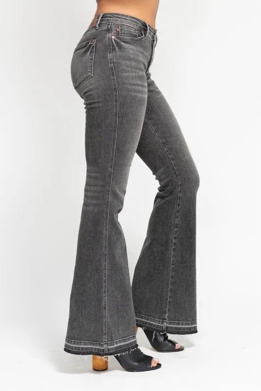 Judy Blue Full Size Mid Rise Tummy Control Washed Gray Release Hem Flare Jeans Plus Size - Lilixa.store