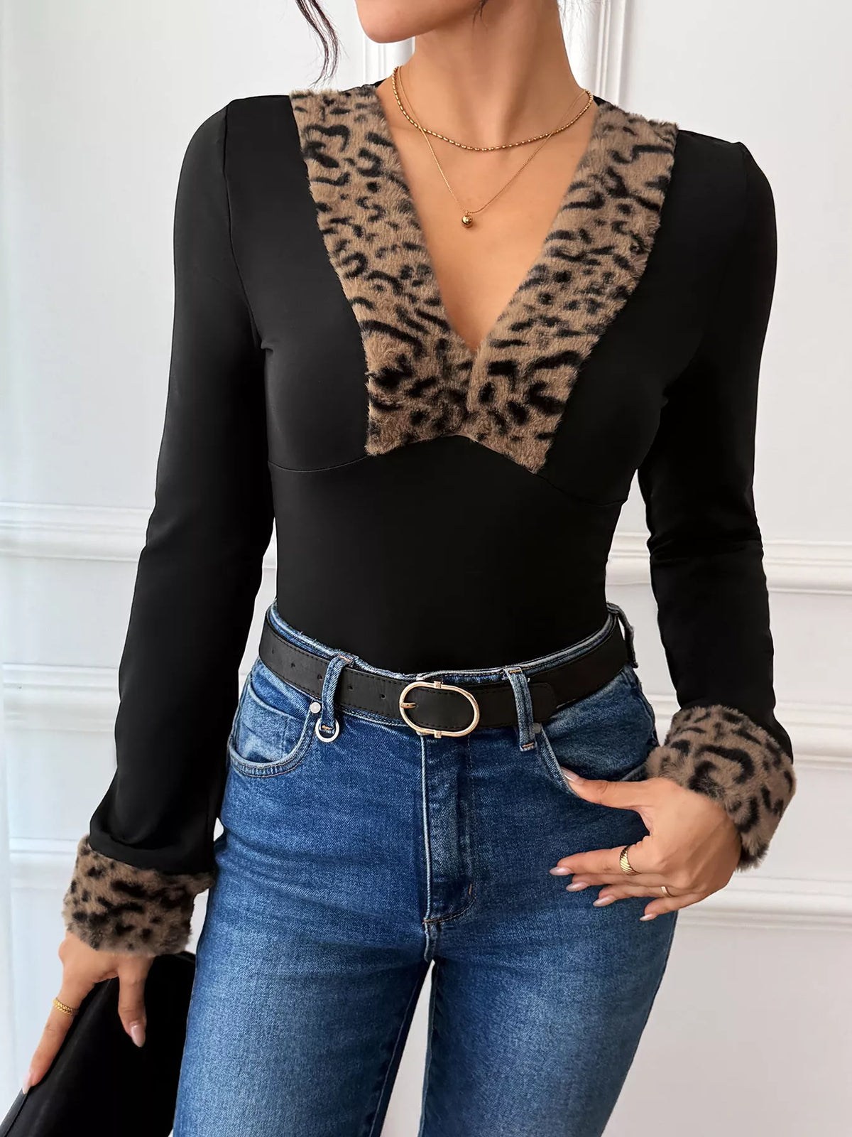 Leopard Trim V-Neck Long Sleeve Bodysuit - Lilixa.store