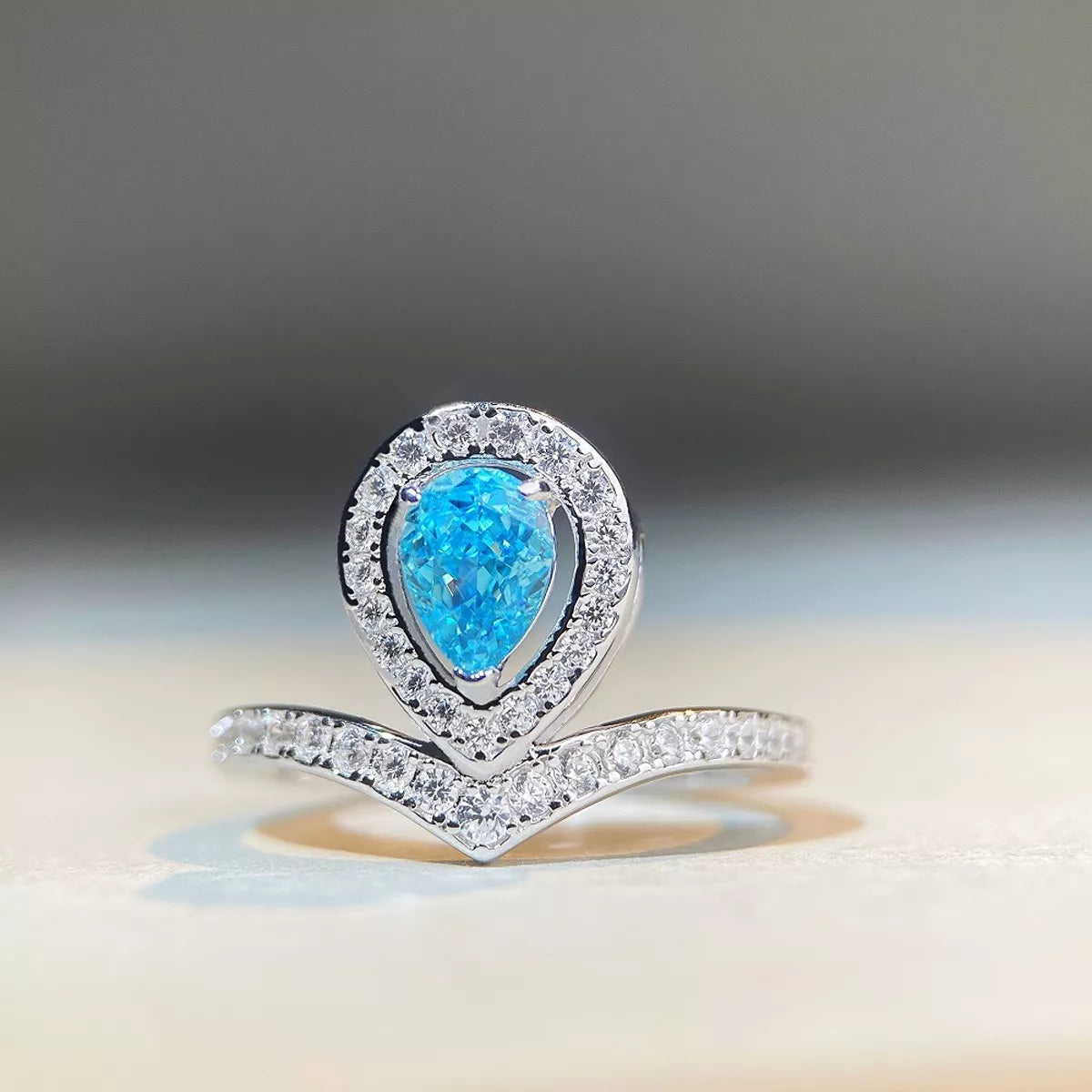 925 Sterling Silver Zircon Teardrop Ring - Lilixa.store
