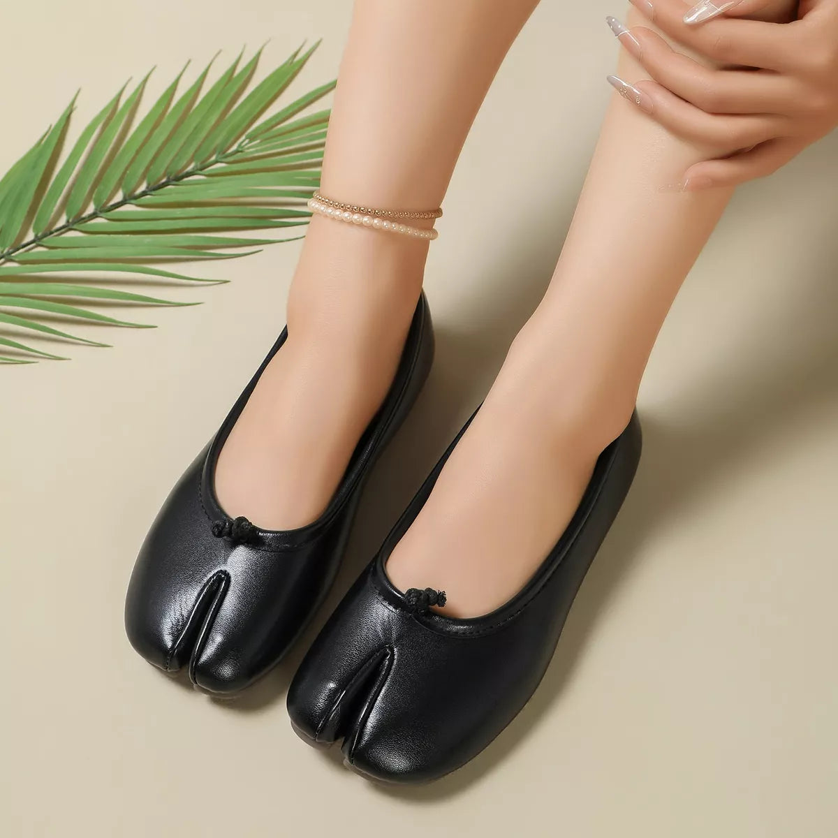 Split-Toe Slip-Ons - Lilixa.store