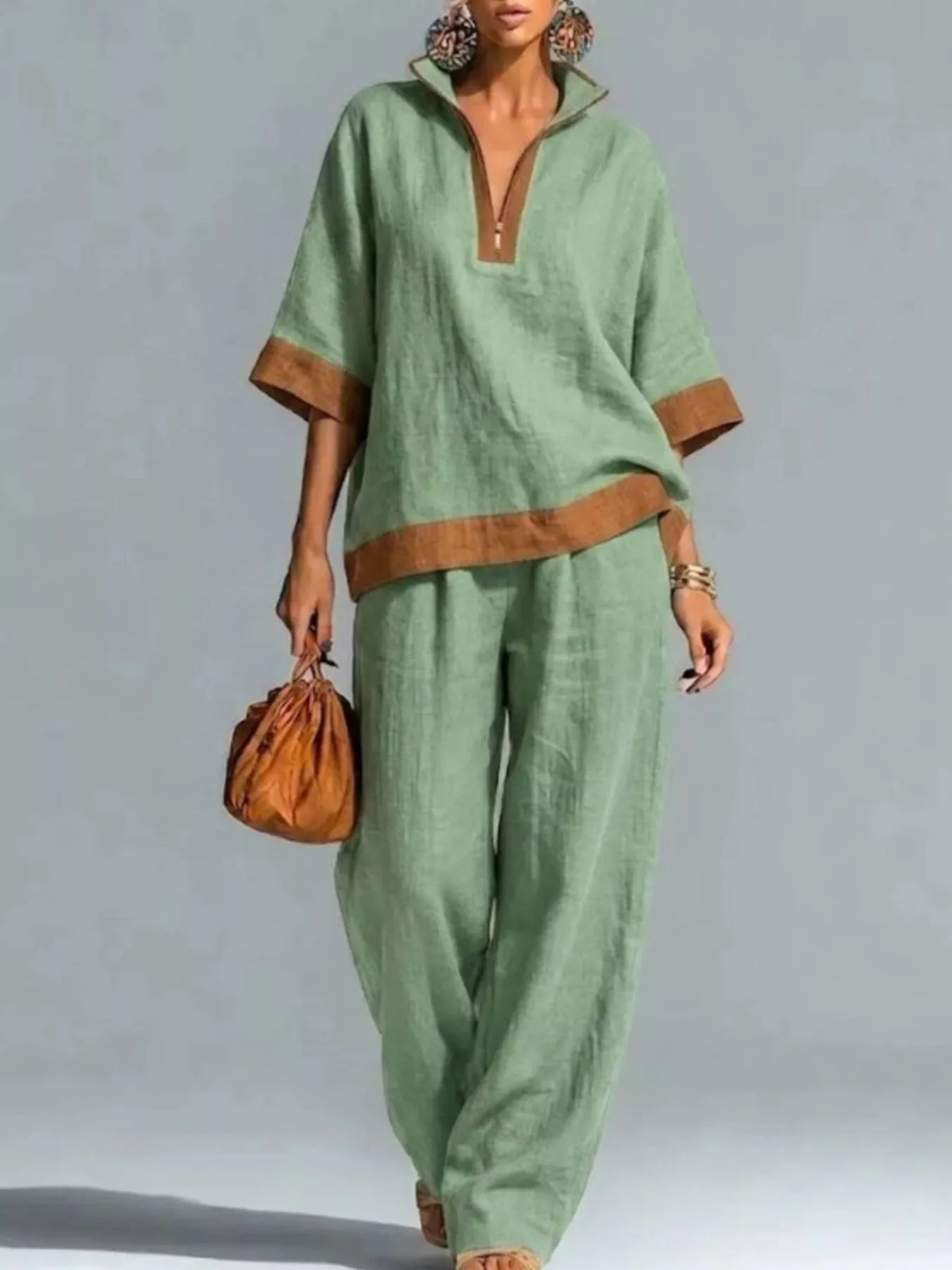 Full Size Contrast Trim Top and Wide Leg Pants Set Plus Size - Lilixa.store